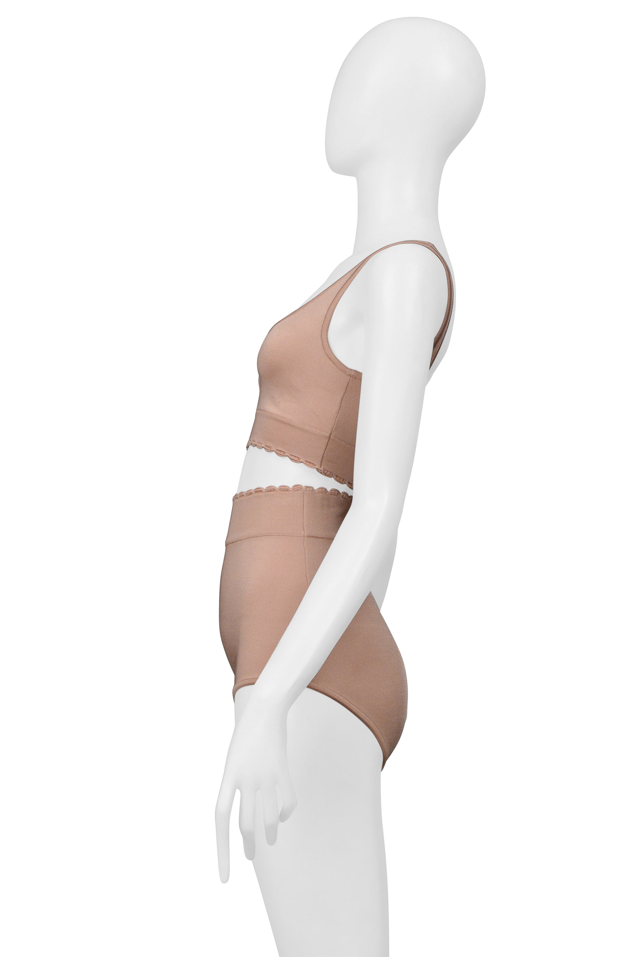 ALEXANDRE VAUTHIER BLUSH BRA & HOT PANTS