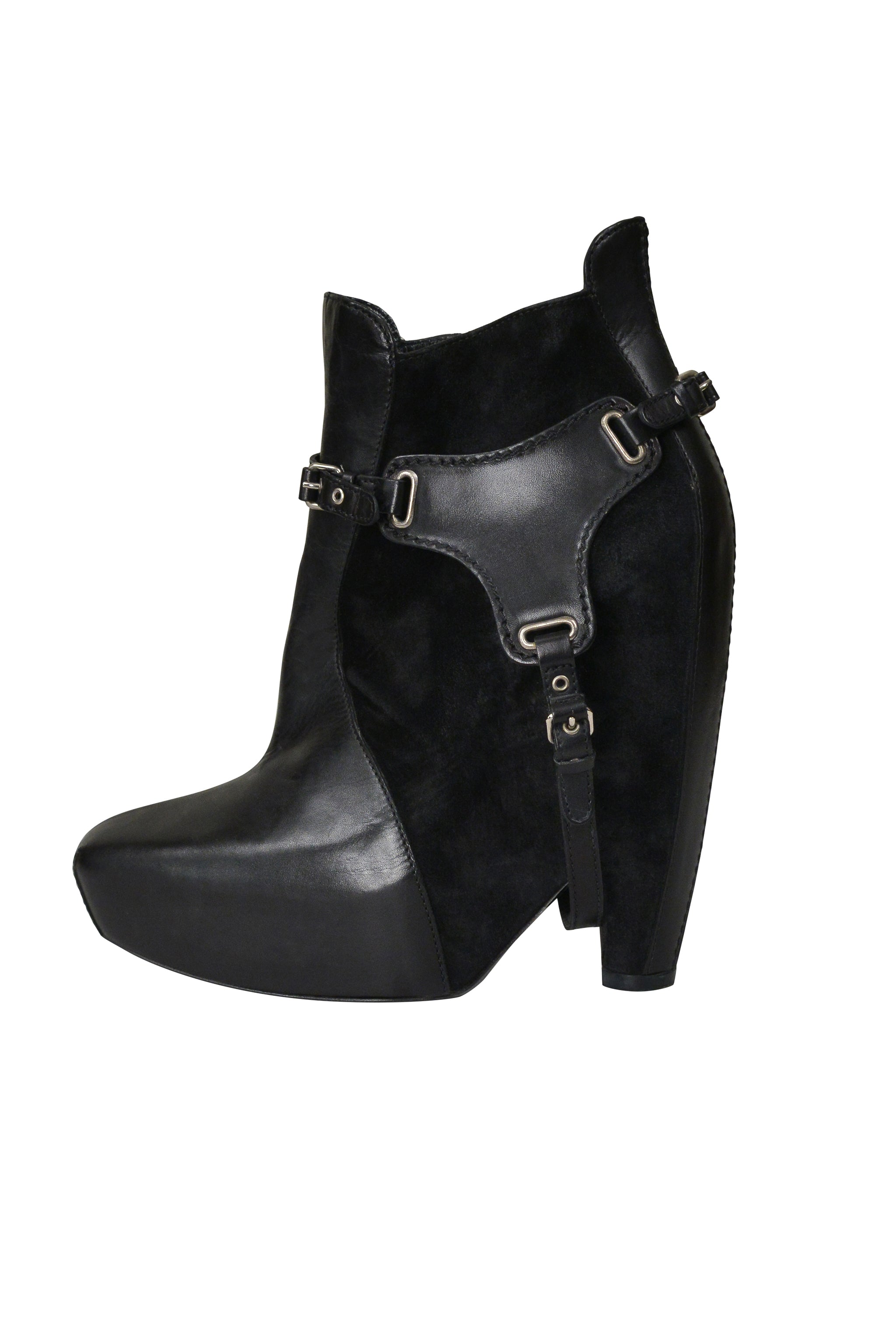 BALENCIAGA BY GHESQUIERE BLACK LEATHER & SUEDE HARNESS BOOTS 2006