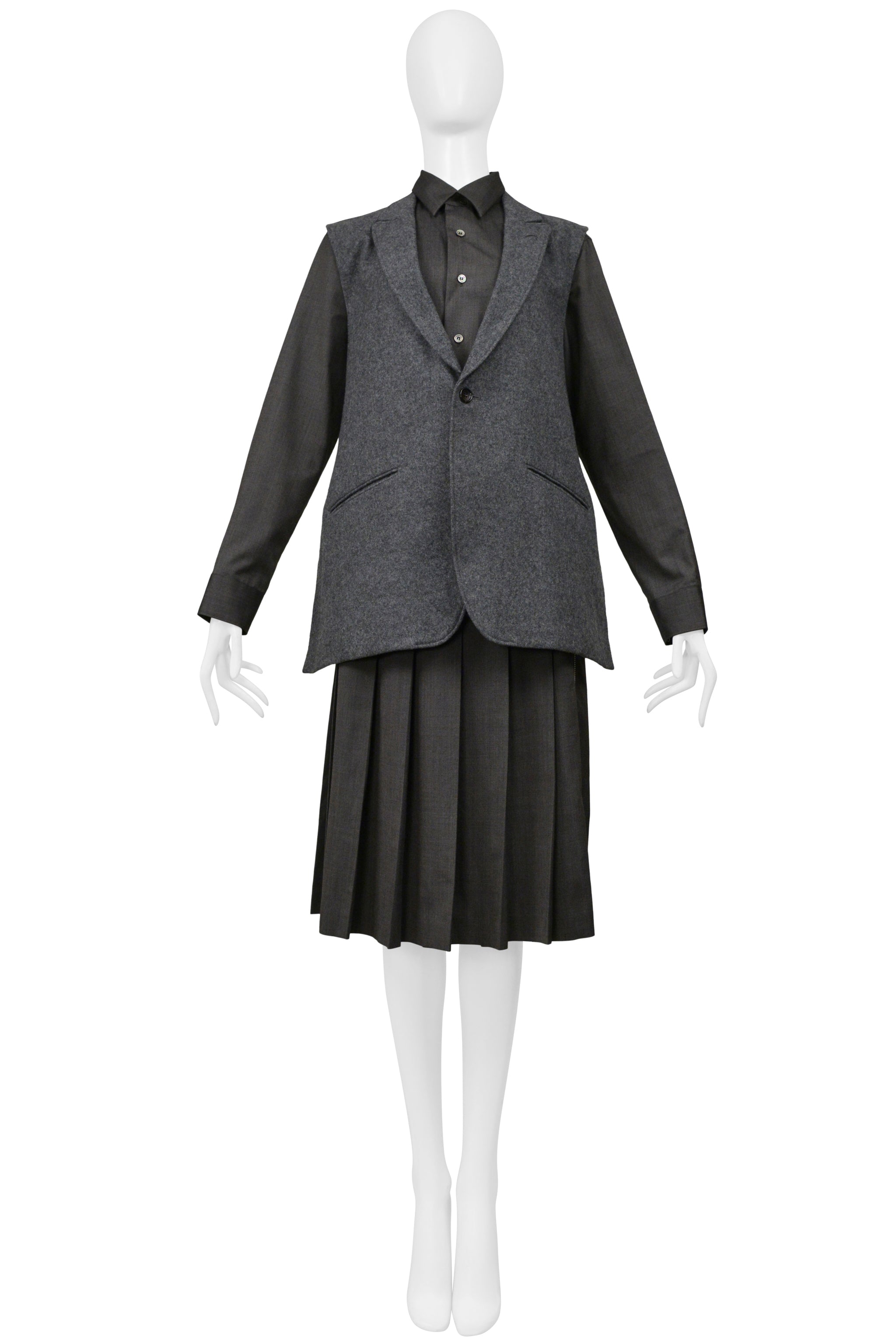 COMME DES GARCONS GRAY THREE PIECE FELT VEST, WITH ATTACHED SHIRT, AND PLEATED SKIRT ENSEMBLE 2000-01