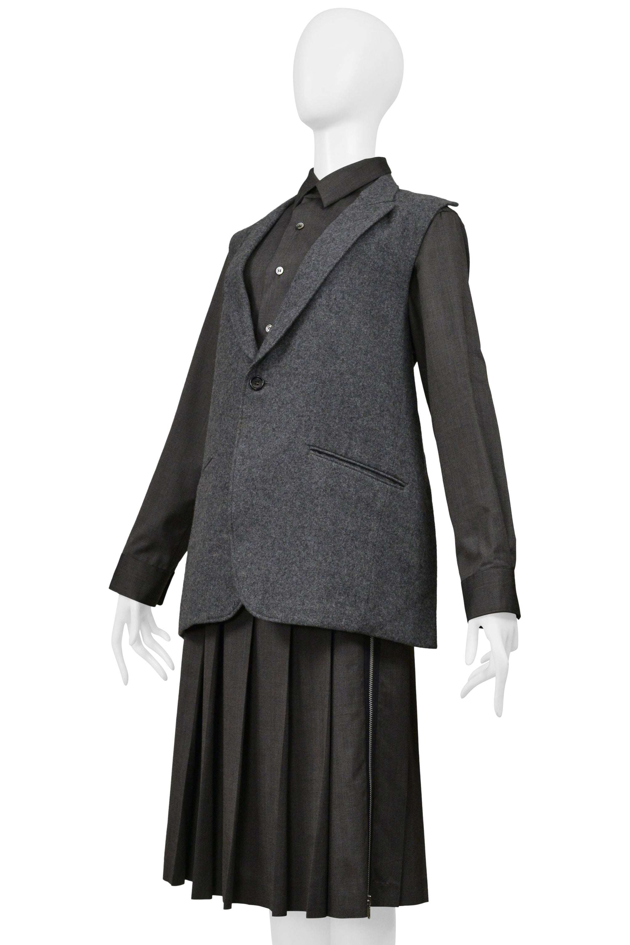 COMME DES GARCONS GRAY THREE PIECE FELT VEST, WITH ATTACHED SHIRT, AND PLEATED SKIRT ENSEMBLE 2000-01