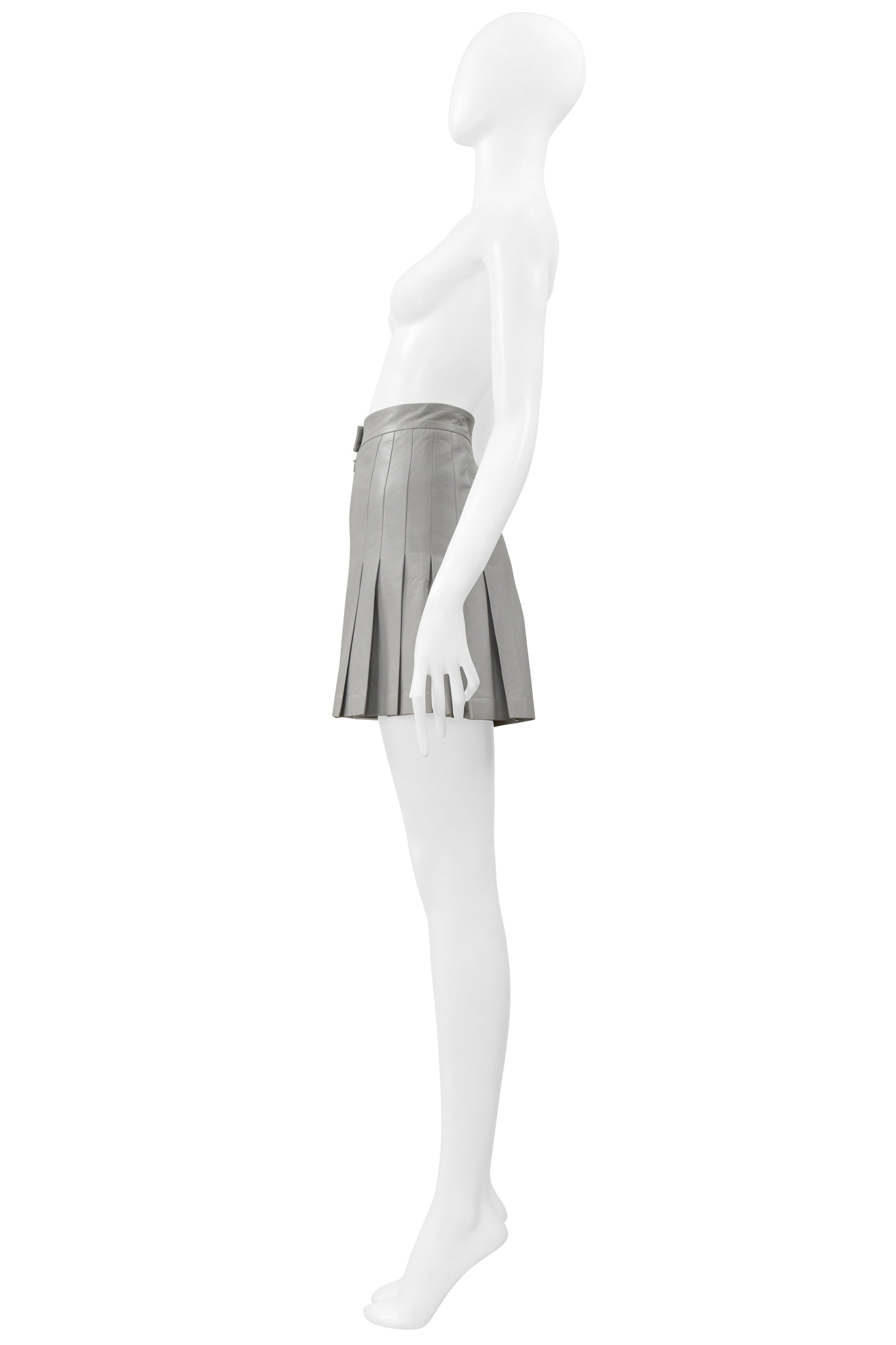 CHANEL GREY PLEATED LEATHER WALKING SHORTS