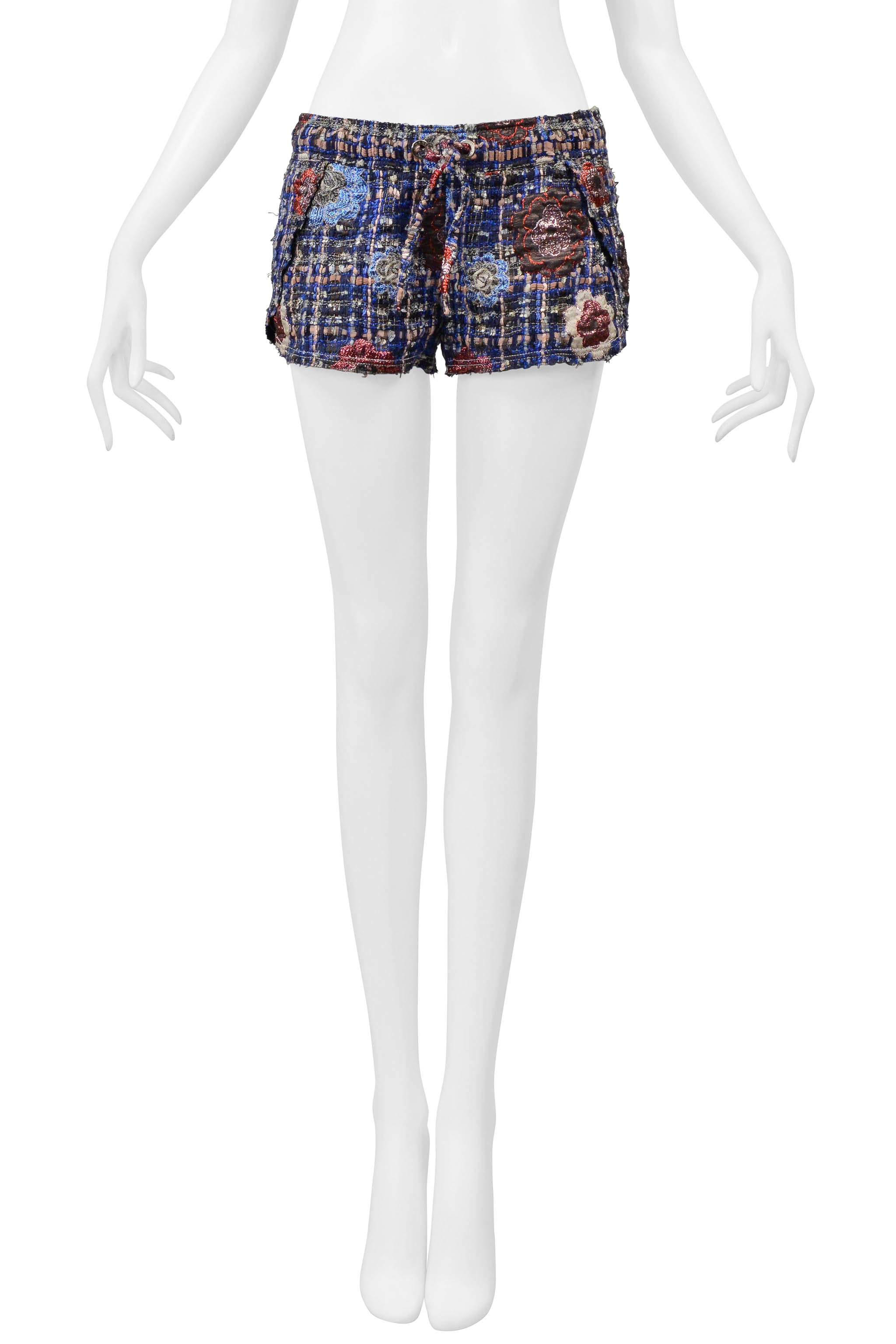 CHANEL PINK & BLUE RIBBON AND METALLIC BOUCLE SHORTS WITH CAMELLIA FLOWERS 2008