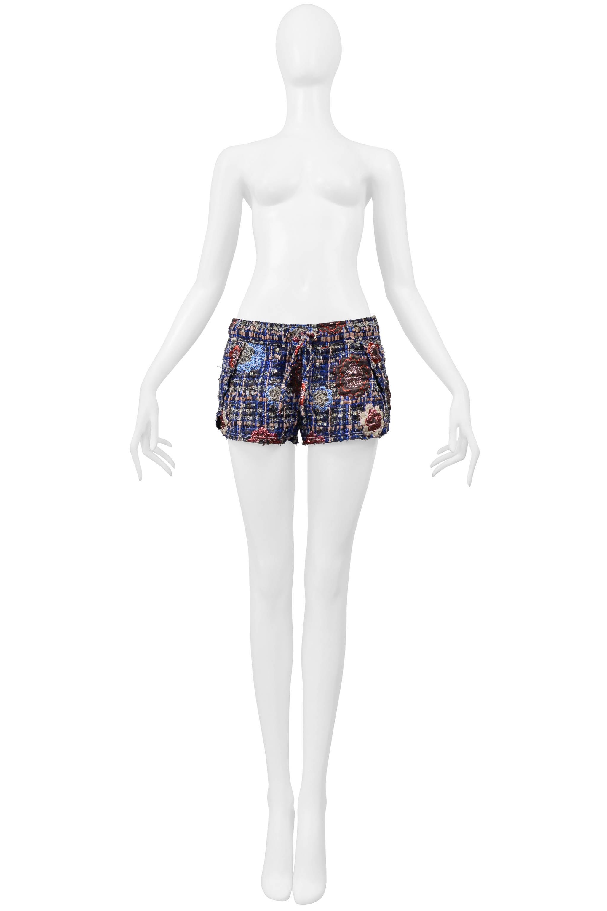 CHANEL PINK & BLUE RIBBON AND METALLIC BOUCLE SHORTS WITH CAMELLIA FLOWERS 2008