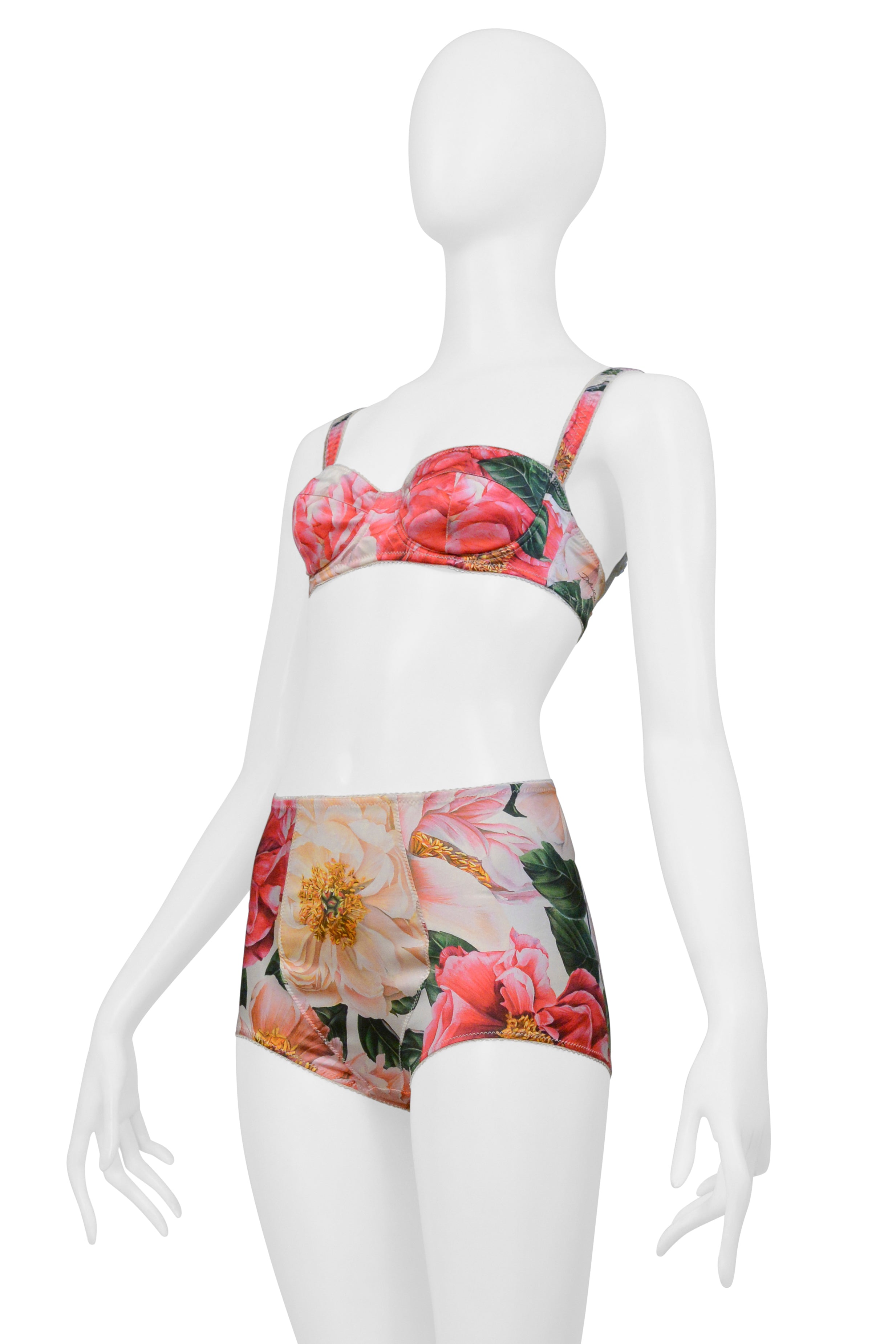 DOLCE & GABBANA FLORAL BRA TOP AND HOT PANT ENSEMBLE