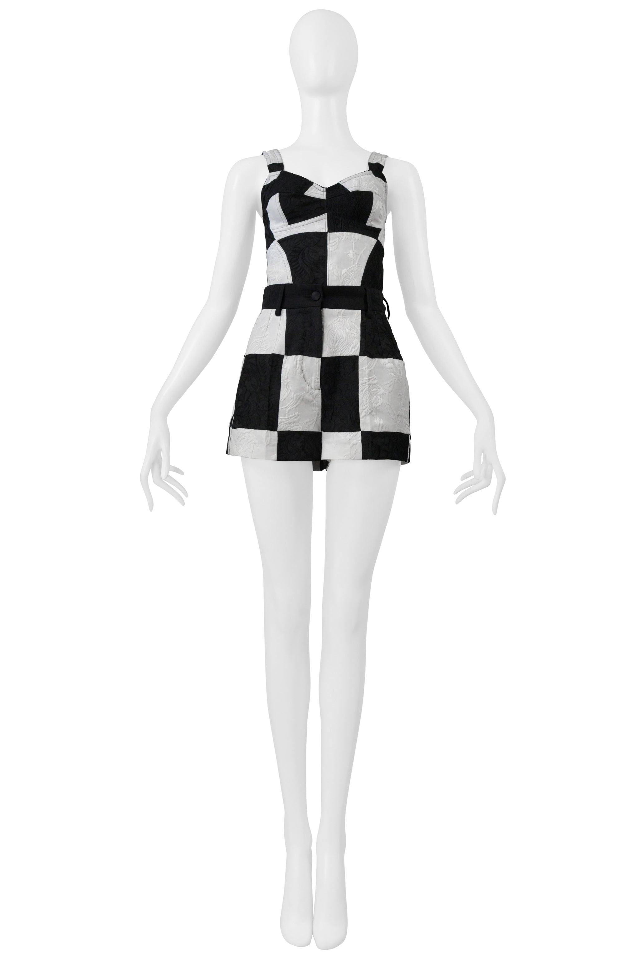 DOLCE AND GABBANA BLACK & WHITE OP ART BUSTIER AND SHORTS ENSEMBLE