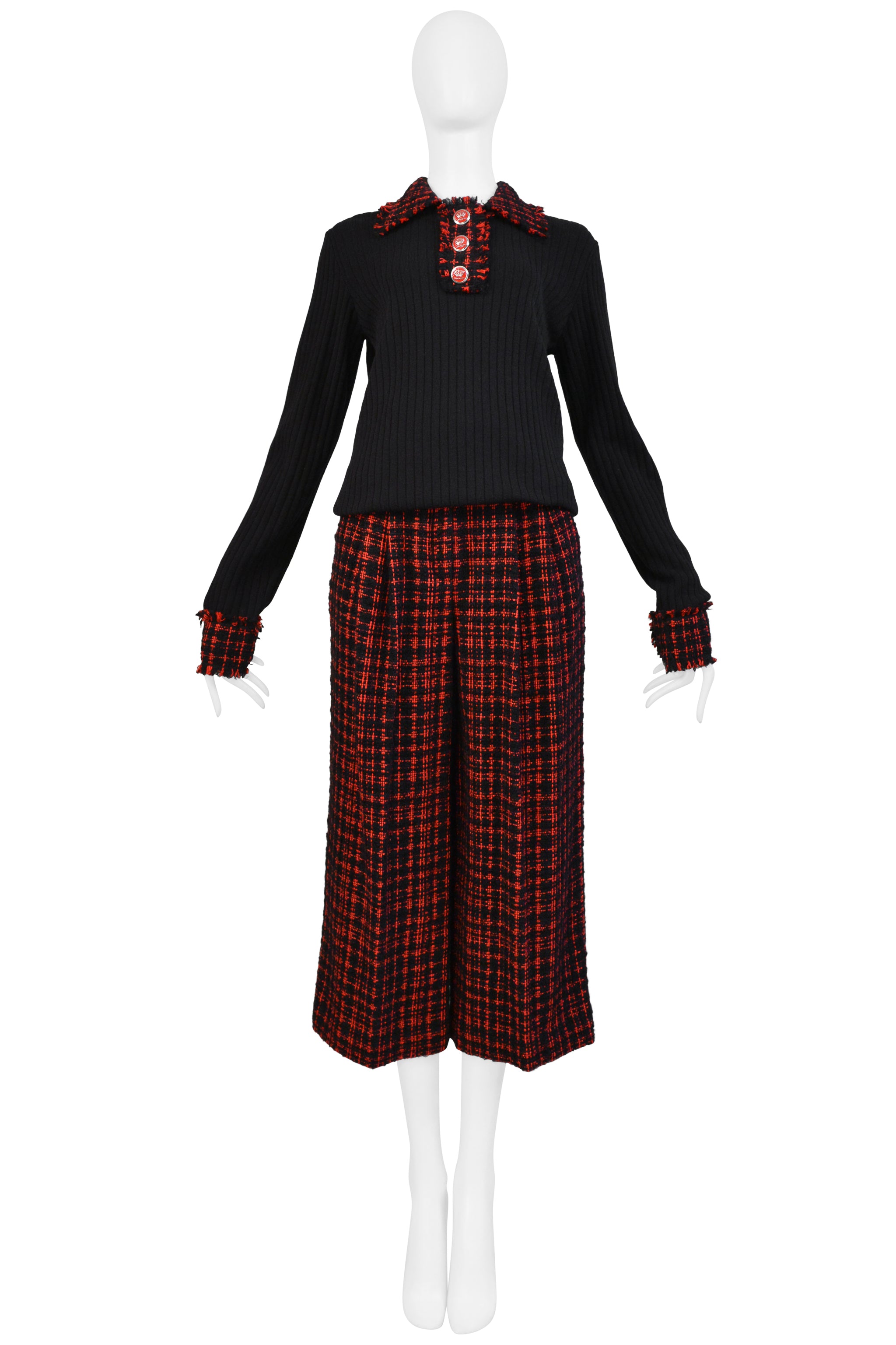 DOLCE & GABBANA D&G BLACK RIBBED SWEATER AND PLAID PANTS