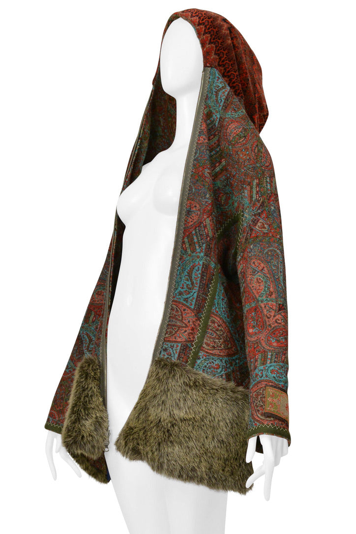 YOHJI YAMAMOTO 2000–01 MULTICOLOR KILIM-STYLE WOVEN JACKET WITH HOOD