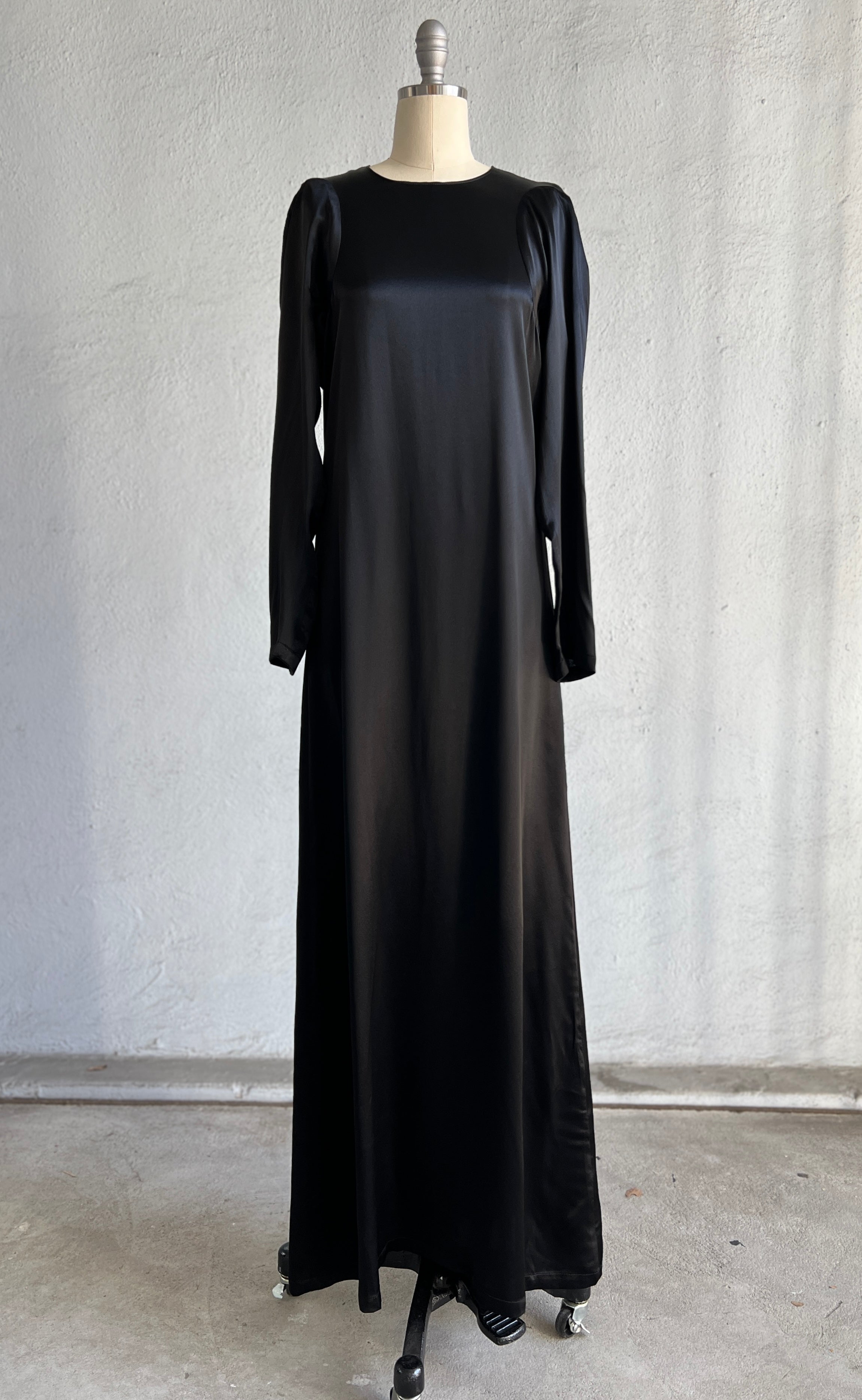 MAISON MARTIN MARGIELA BLACK SATIN EVENING GOWN WITH LONG SLEEVES 2000