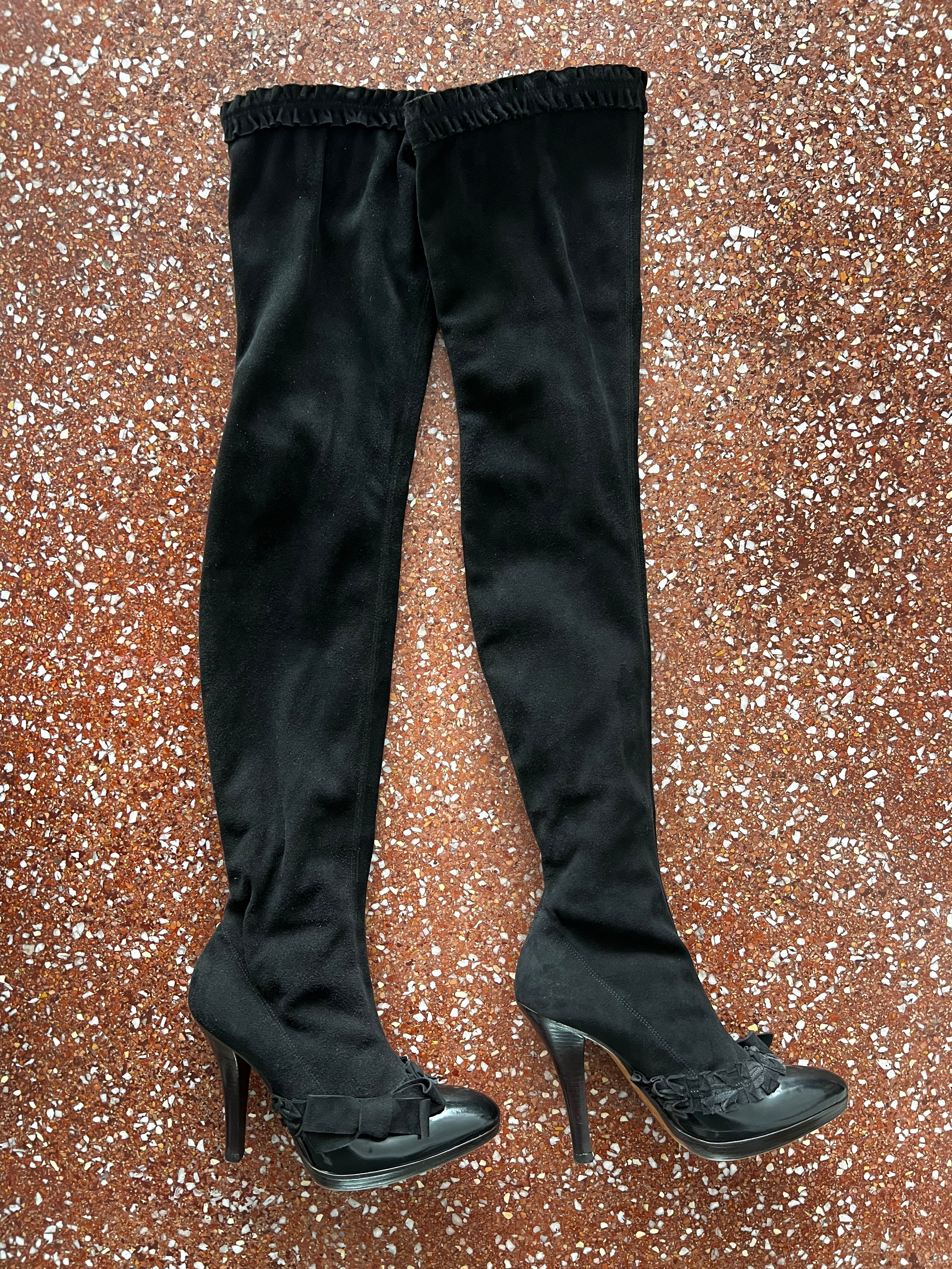 YSL TOM FORD BLACK SUEDE & LEATHER THIGH HIGH BOOTS WITH BOW DETAIL 2002