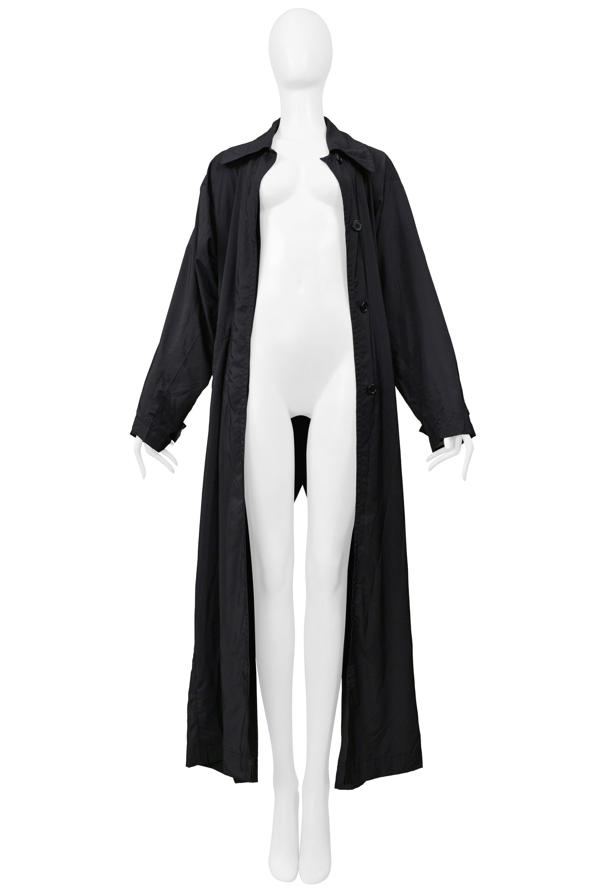 MAISON MARTIN MARGIELA BLACK SHINY RAINCOAT WITH BACK SLIT 2000