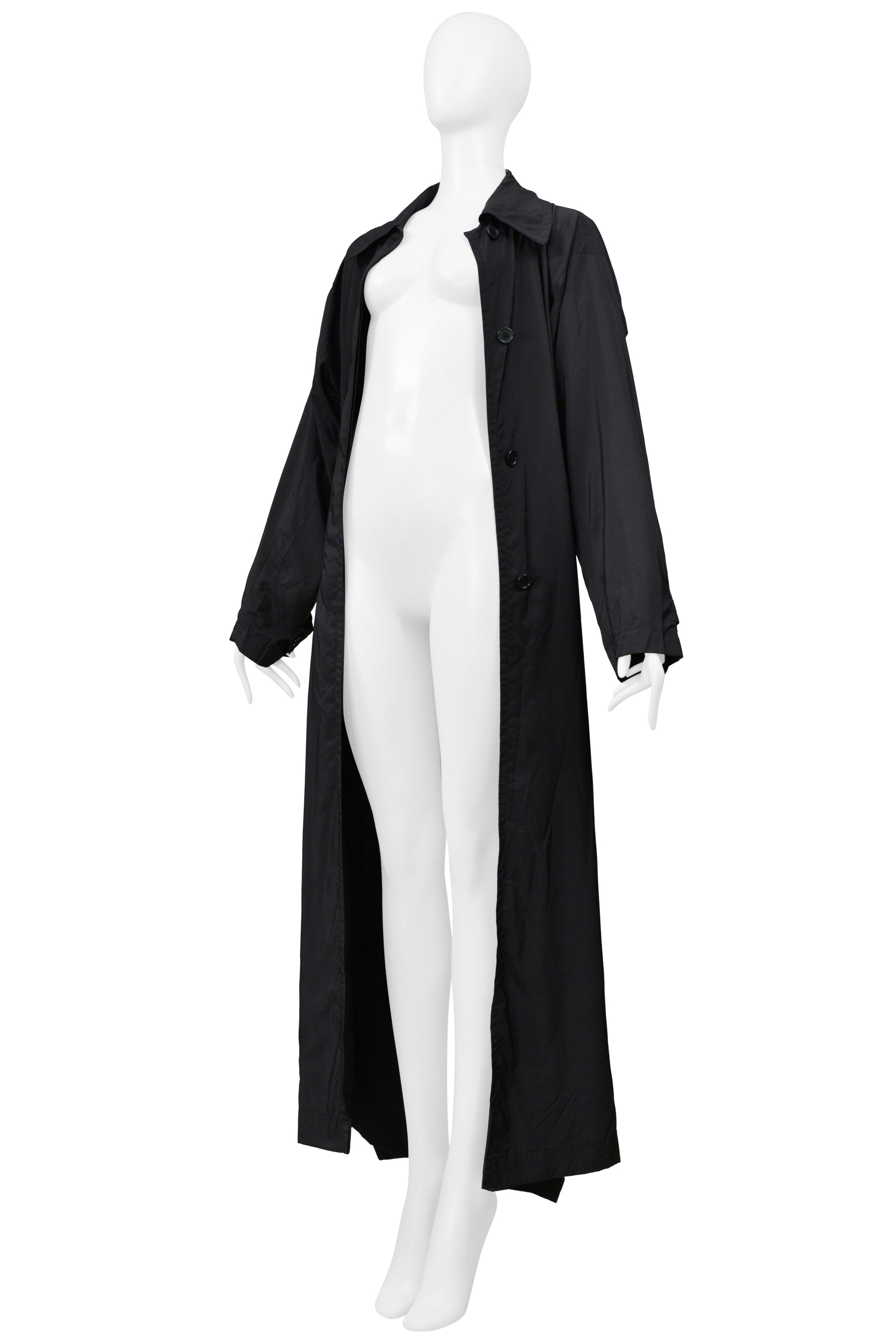 MAISON MARTIN MARGIELA BLACK SHINY RAINCOAT WITH BACK SLIT 2000