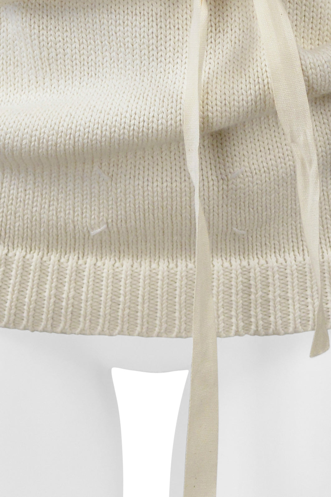 MAISON MARTIN MARGIELA OFF WHITE KNIT WRAP HALTER TOP 2000