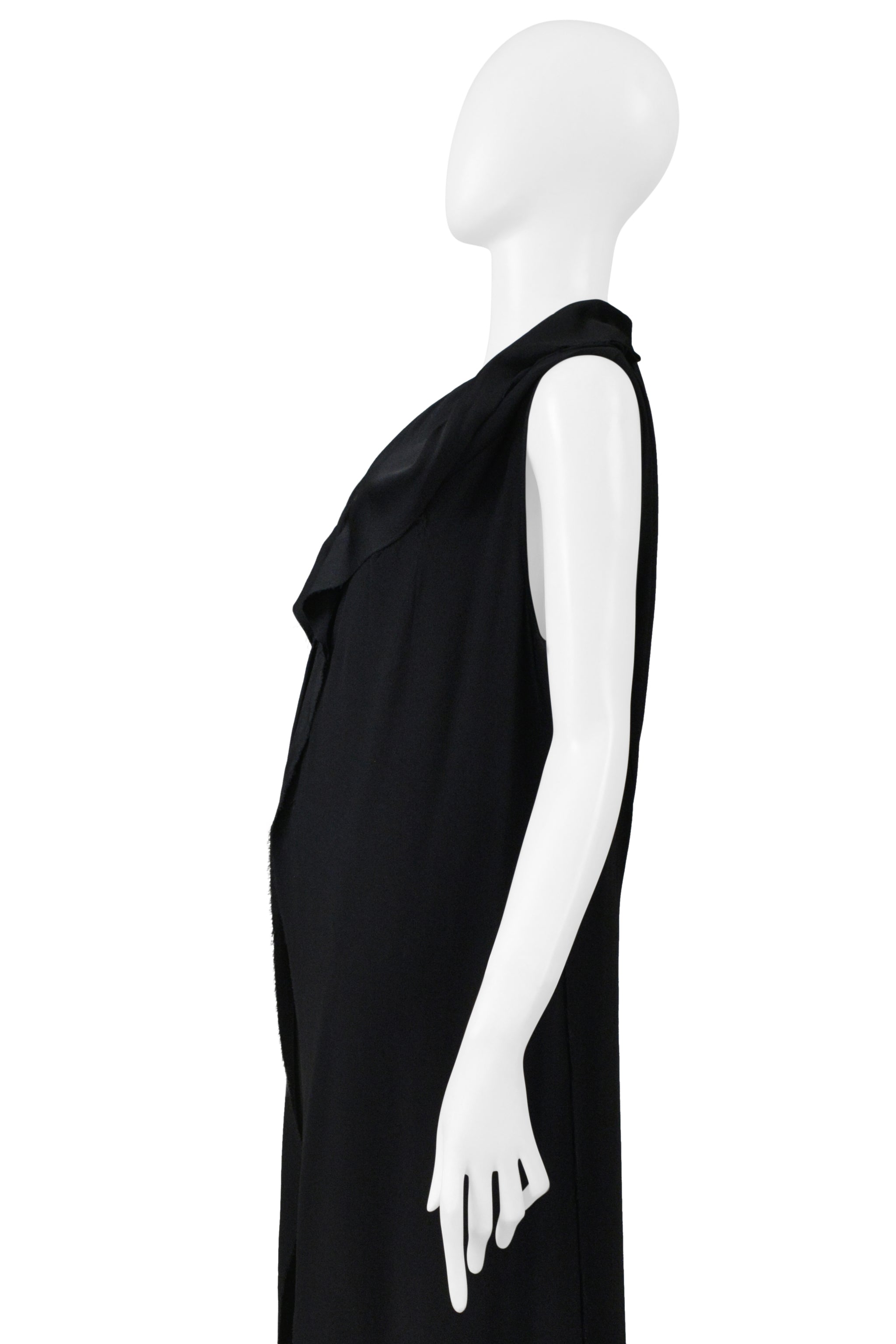 MAISON MARTIN MARGIELA BLACK LONG VEST WITH ROUND COLLAR CIR. SS 2000