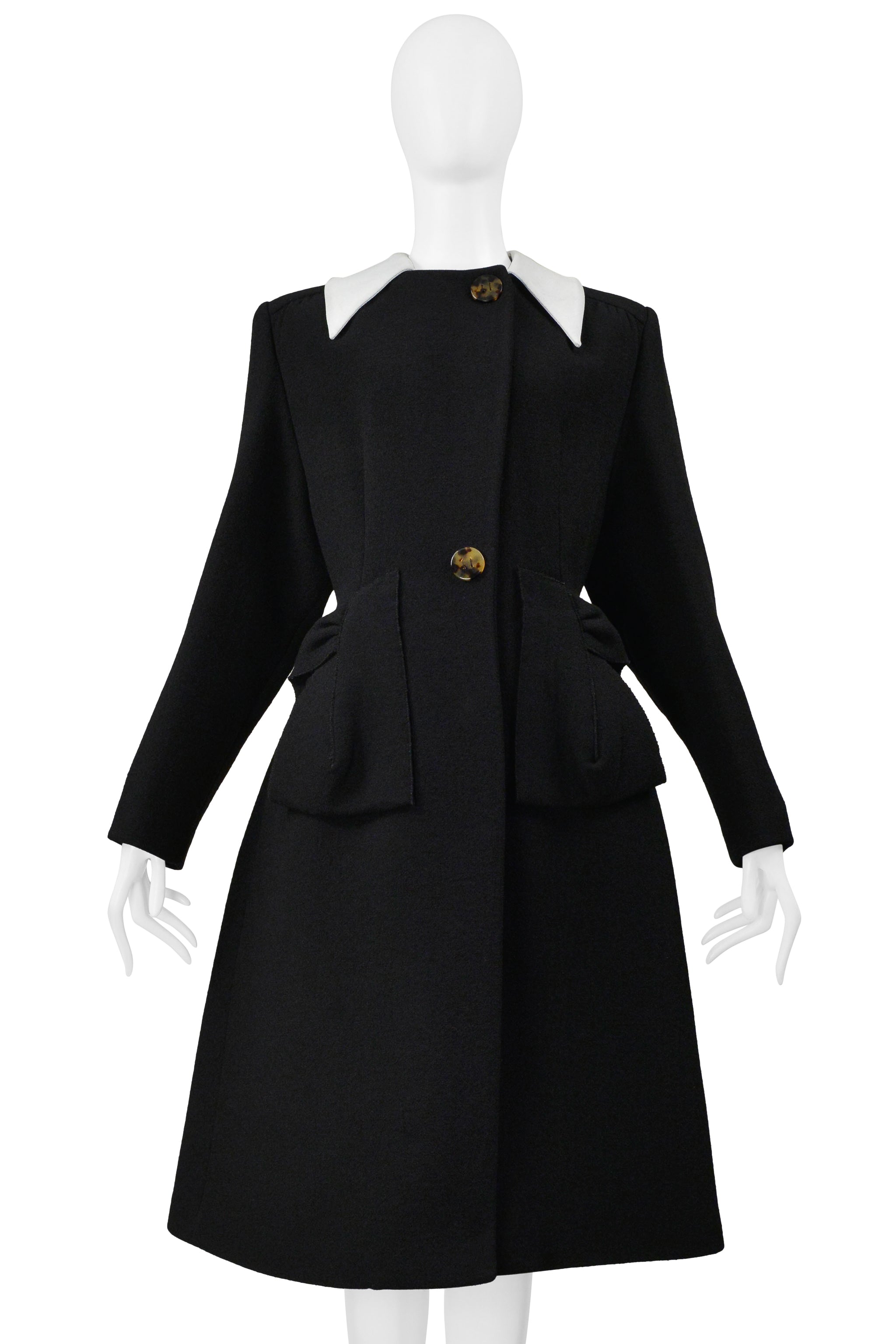 MIU MIU BLACK COAT WITH WHITE COLLAR 2011
