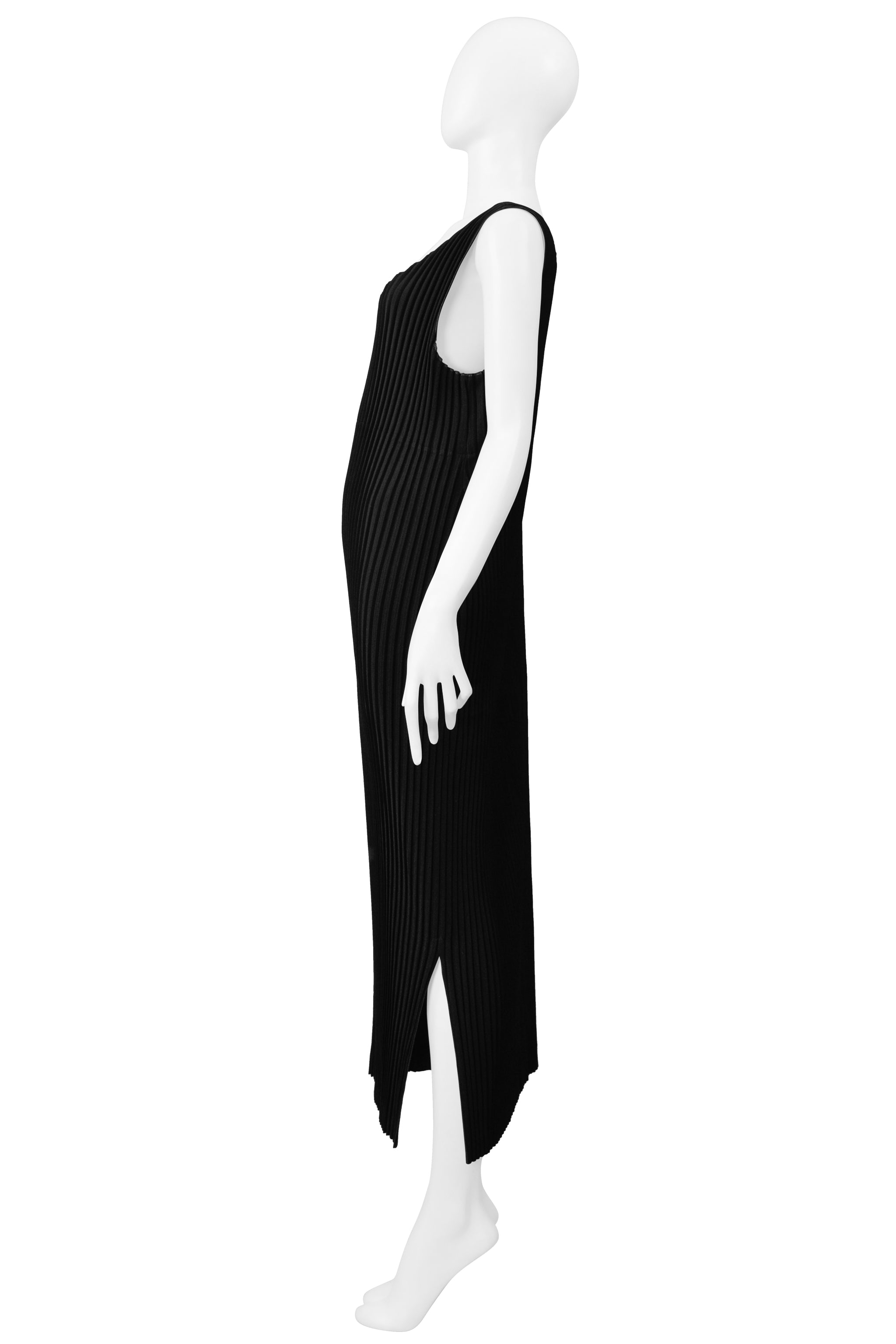 ISSEY MIYAKE BLACK SOFT PLEATED SLEEVELESS LONG DRESS 1998-99