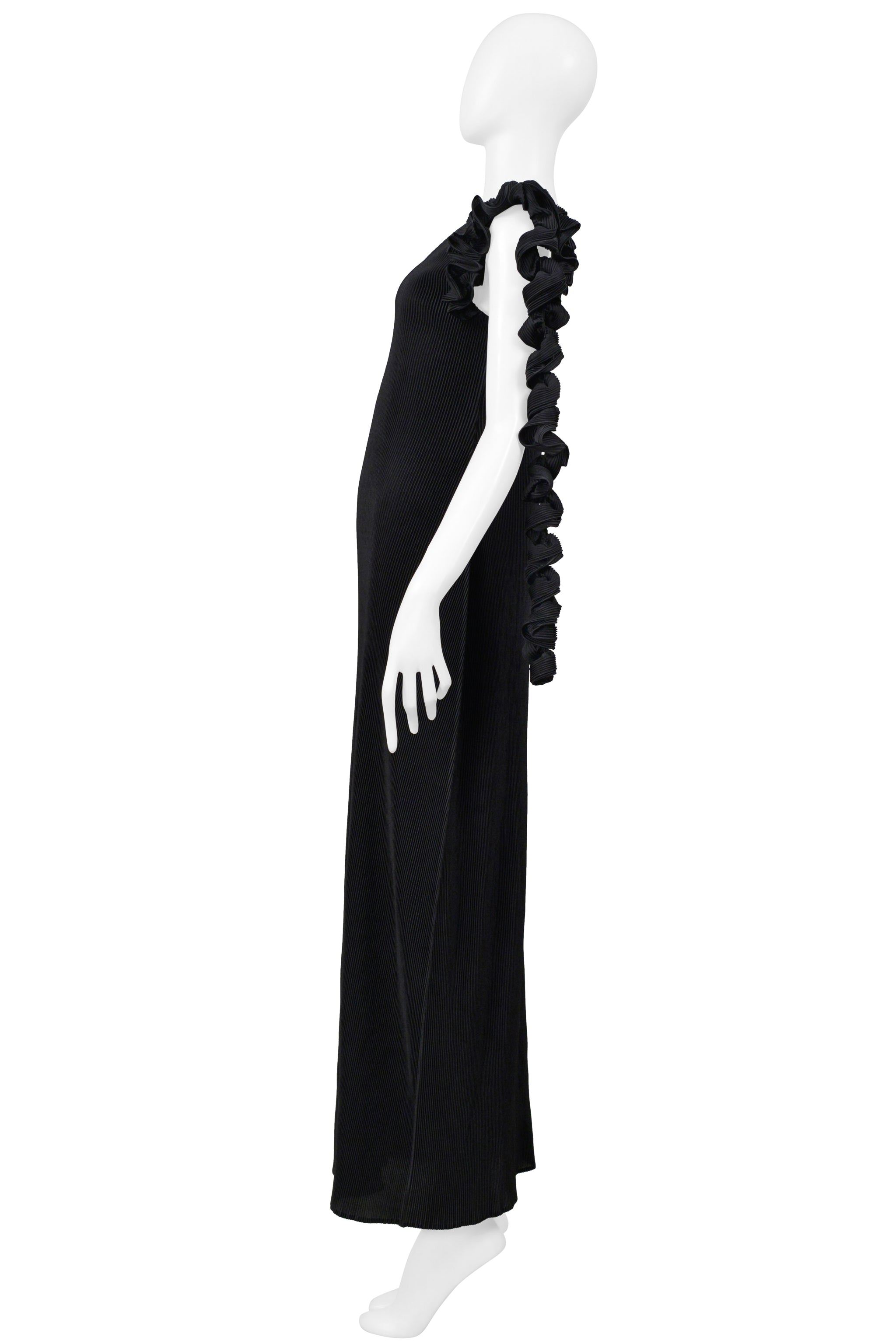 ISSEY MIYAKE BLACK PLEATED GOWN WITH SPIRAL TENDRILS 2000-2001