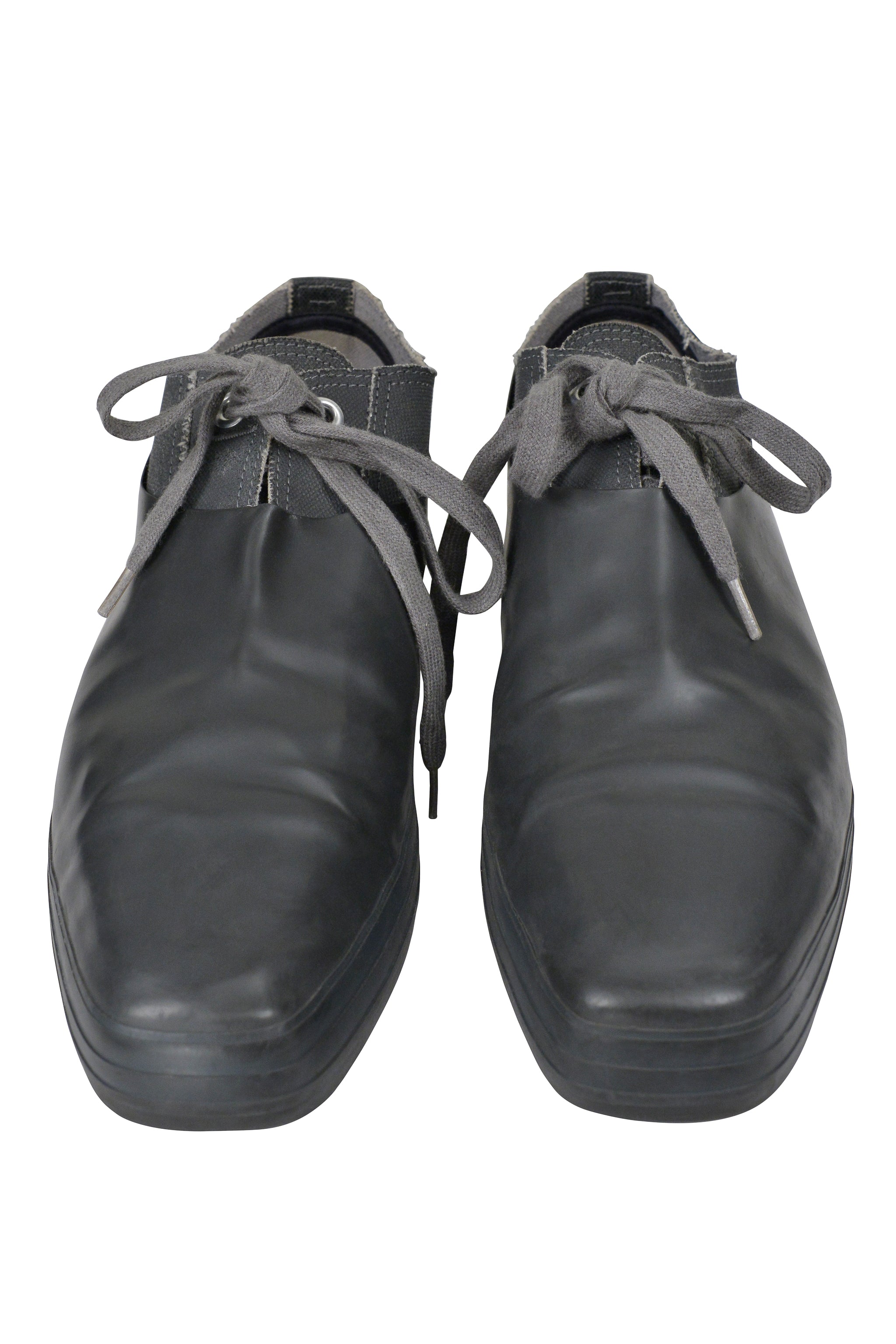ISSEY MIYAKE GREY SHOES WITH RUBBER COVERING 2000