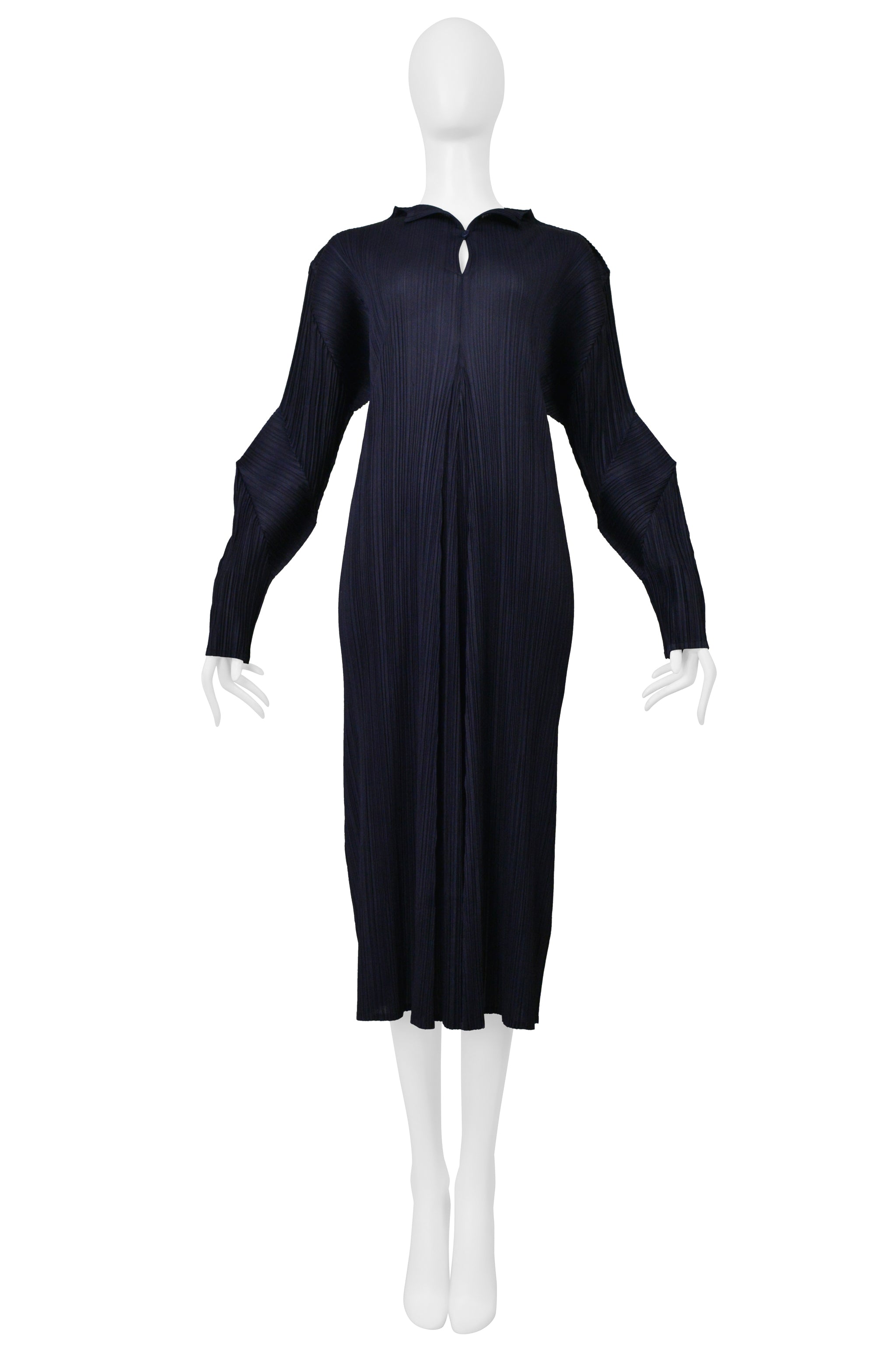 ISSEY MIYAKE PLEATS PLEASE NAVY LONG PLEATED DRESS W BUTTON AND KEYHOLE 2000