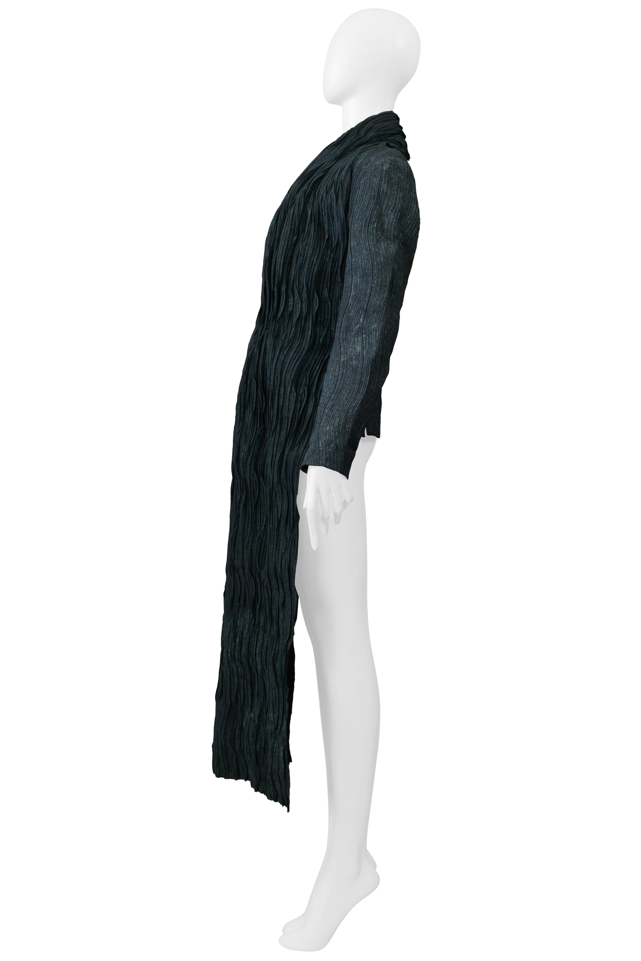 ISSEY MIYAKE SERPENT GREEN PLEATED JACKET WITH SIDE ZIPPERS AND LONG FRONT 2002-2003