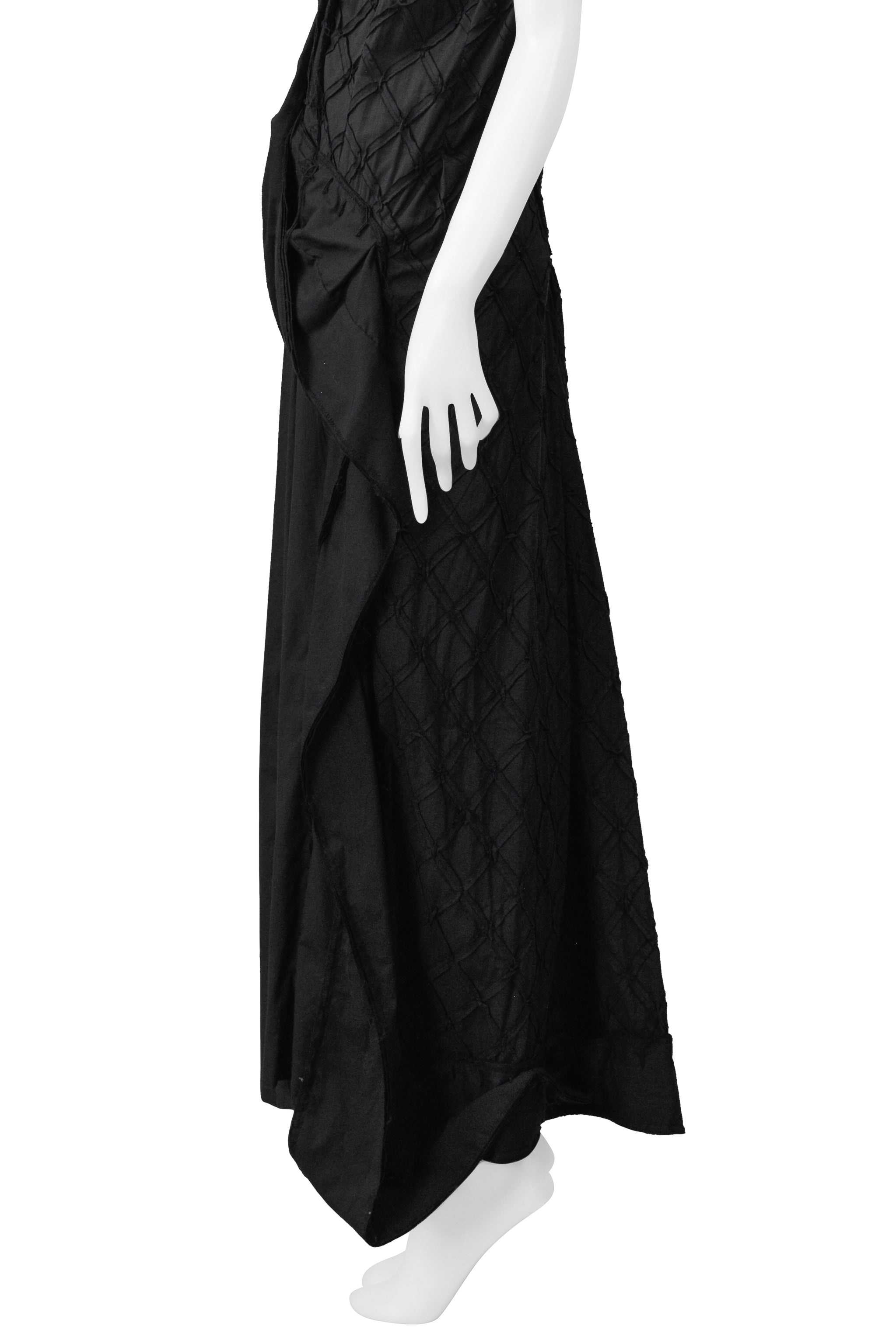 ISSEY MIYAKE BLACK SLEEVELESS DRESS WITH DIAMOND STITCH DETAIL SS 2003