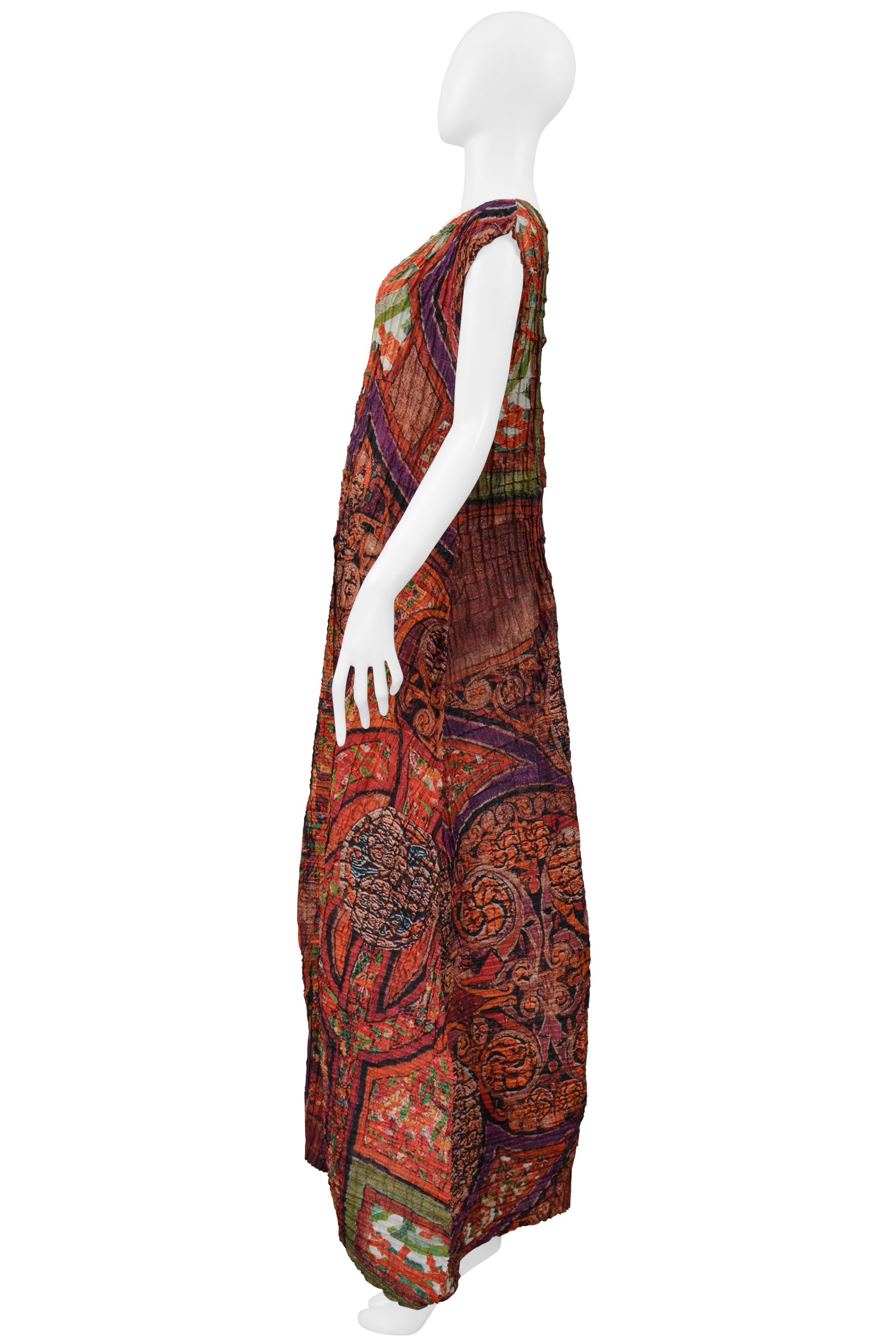 ISSEY MIYAKE 2001 AW BURGUNDY PRINTED PLEATED MAXI DRESS 2001-2002