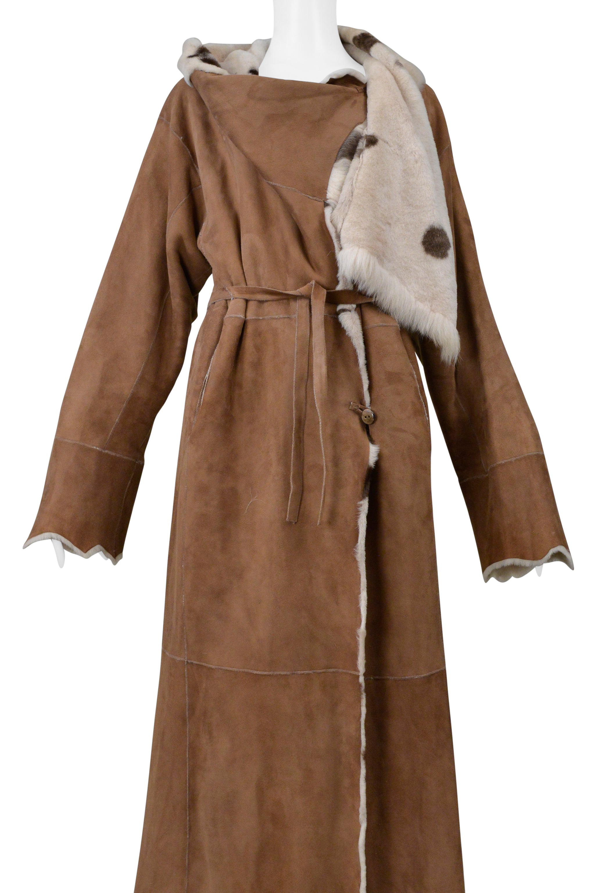 VINTAGE BROWN SPOTTED REVERSIBLE LLAMA FUR COAT