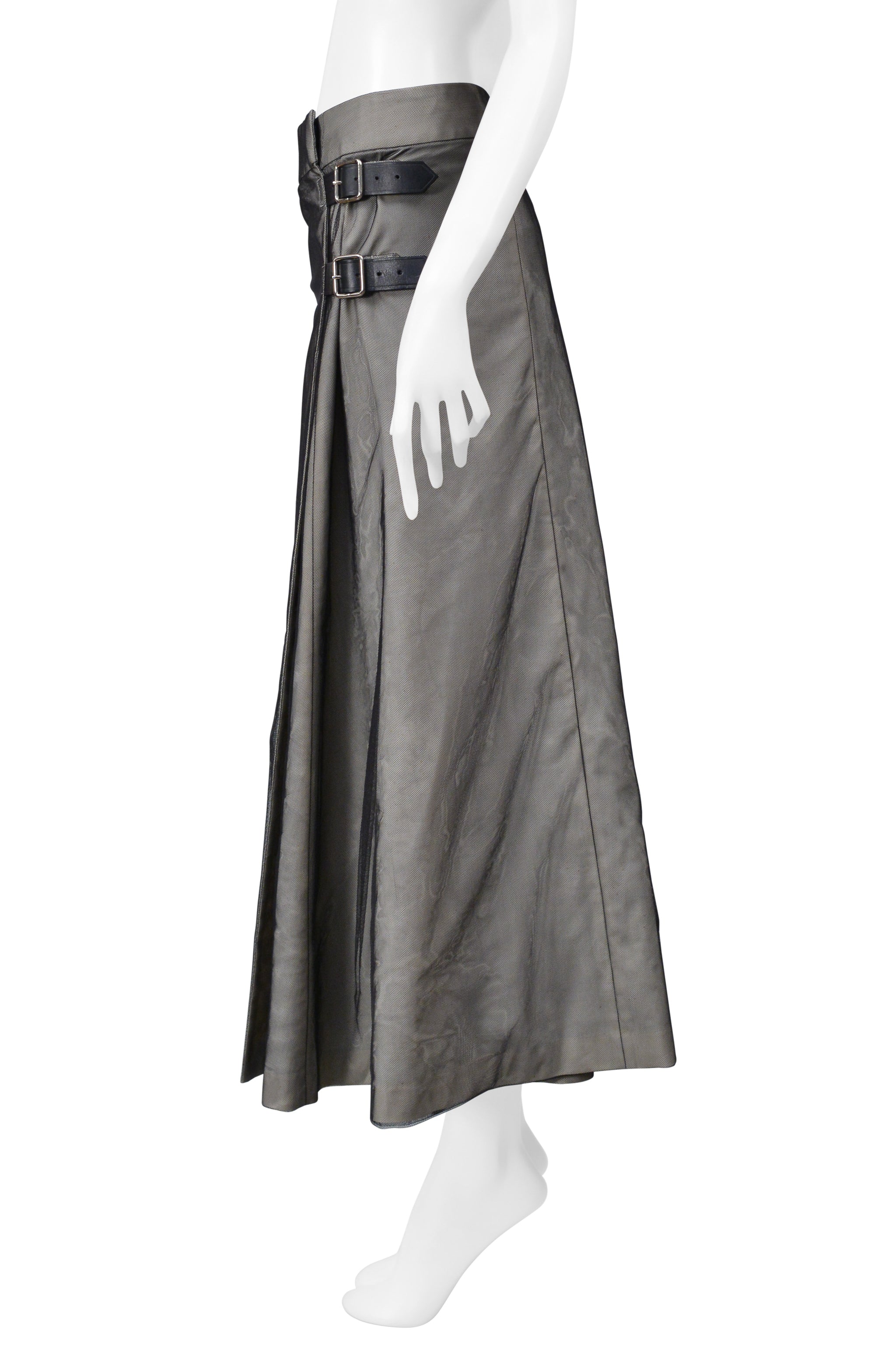 COMME DES GARCONS OFF-WHITE AND BLACK MESH KILT STYLE SKIRT WITH LEATHER BELTS AND BUCKLES 2000-01