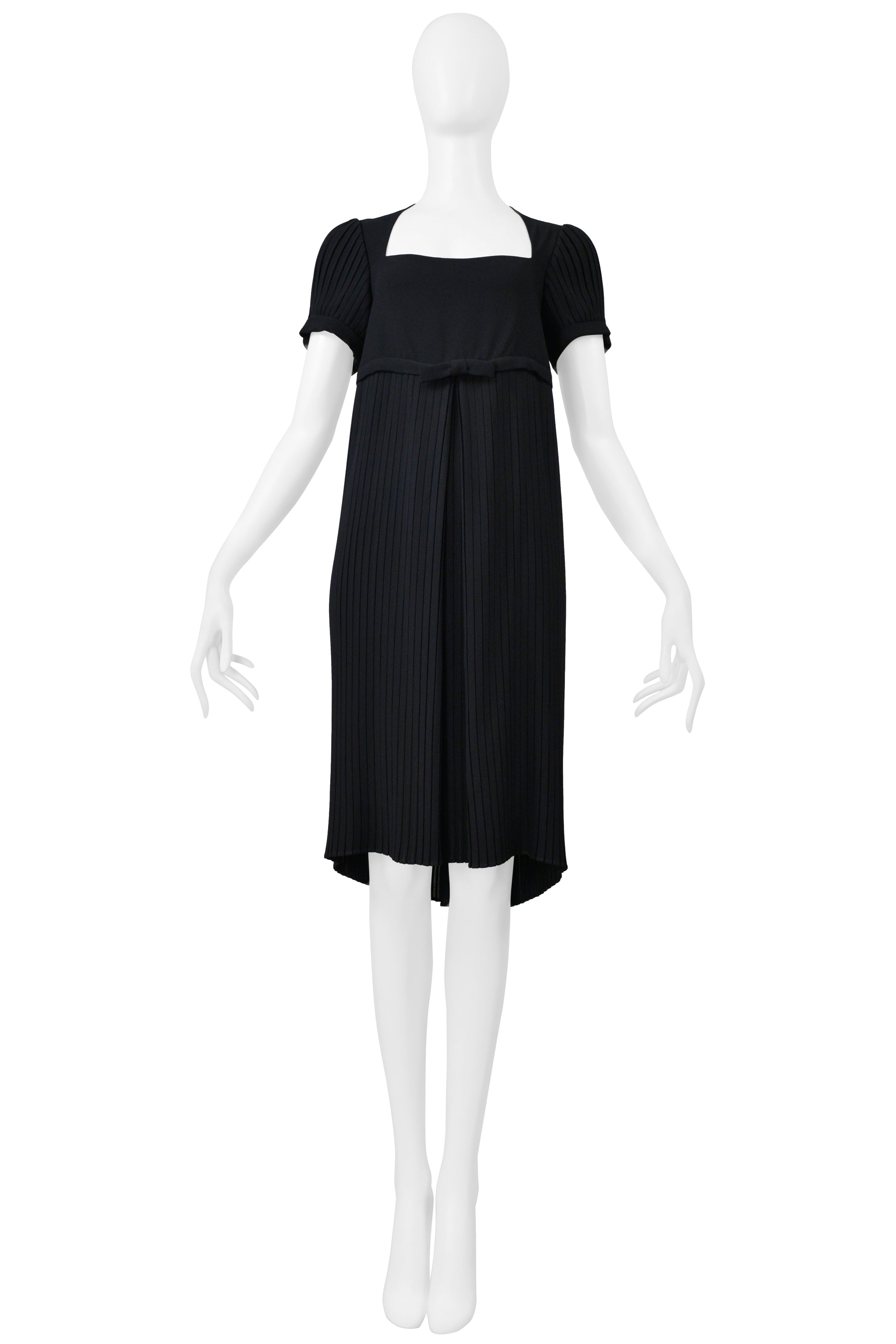 ROMEO GIGLI BLACK SHORT SLEEVED SHORT DRESS 1997