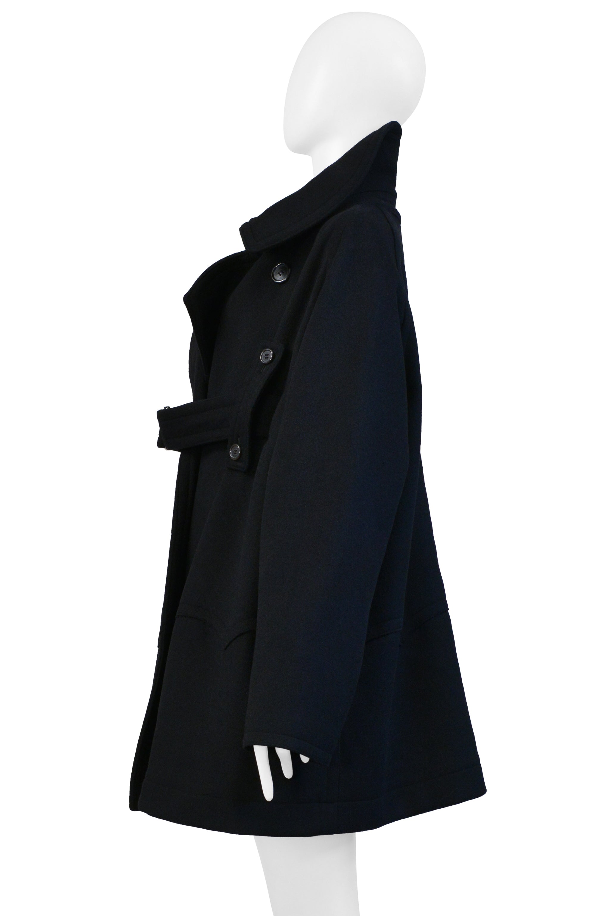 YOHJI YAMAMOTO 2002–03 AUTUMN/WINTER DARK NAVY DOUBLE-BREASTED PEA COAT
