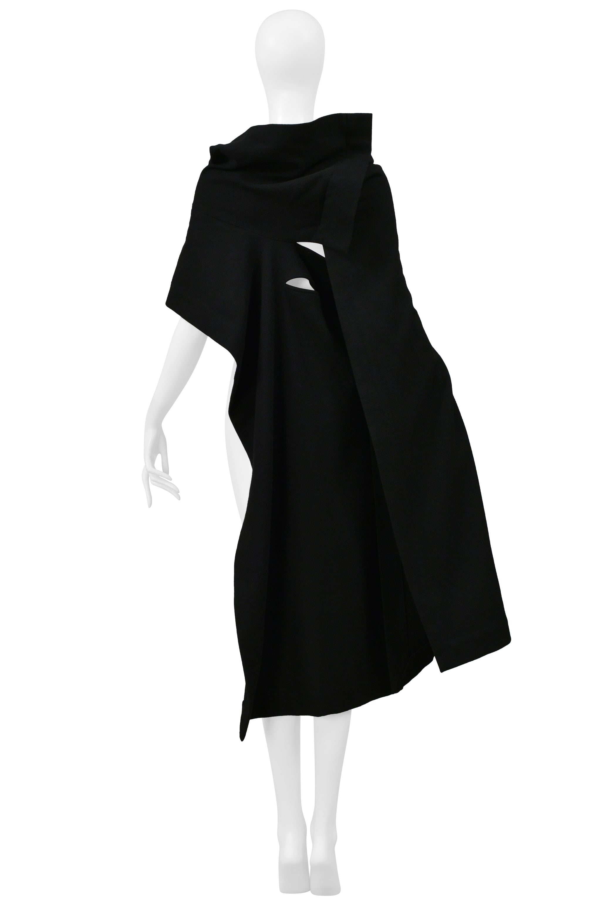 YOHJI YAMAMOTO BLACK CAPE WITH ONE SLEEVE AND ZIPPER 2004-05