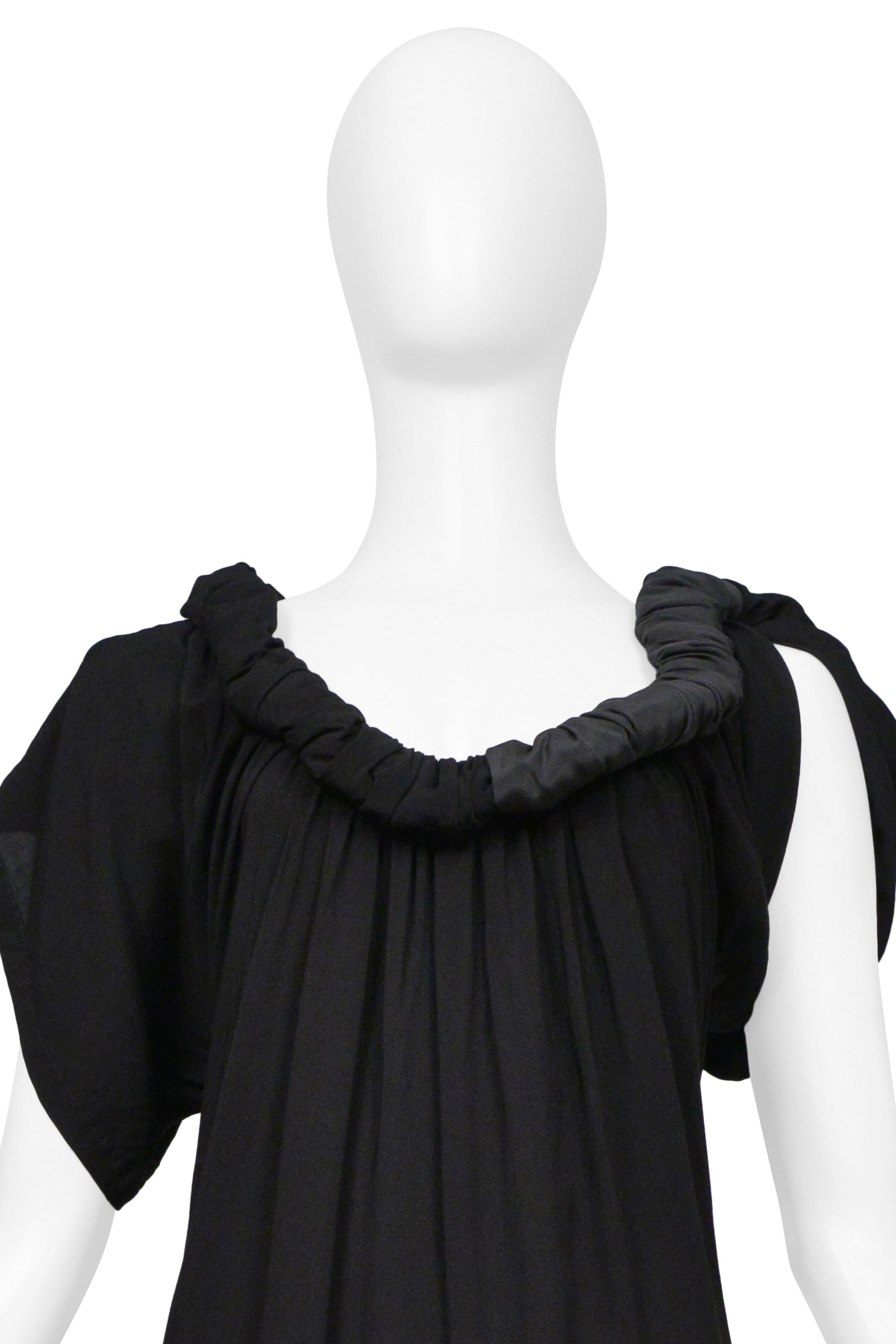 YOHJI YAMAMOTO BLACK SHORT SLEEVE DRESS WITH NECKLINE DETAIL