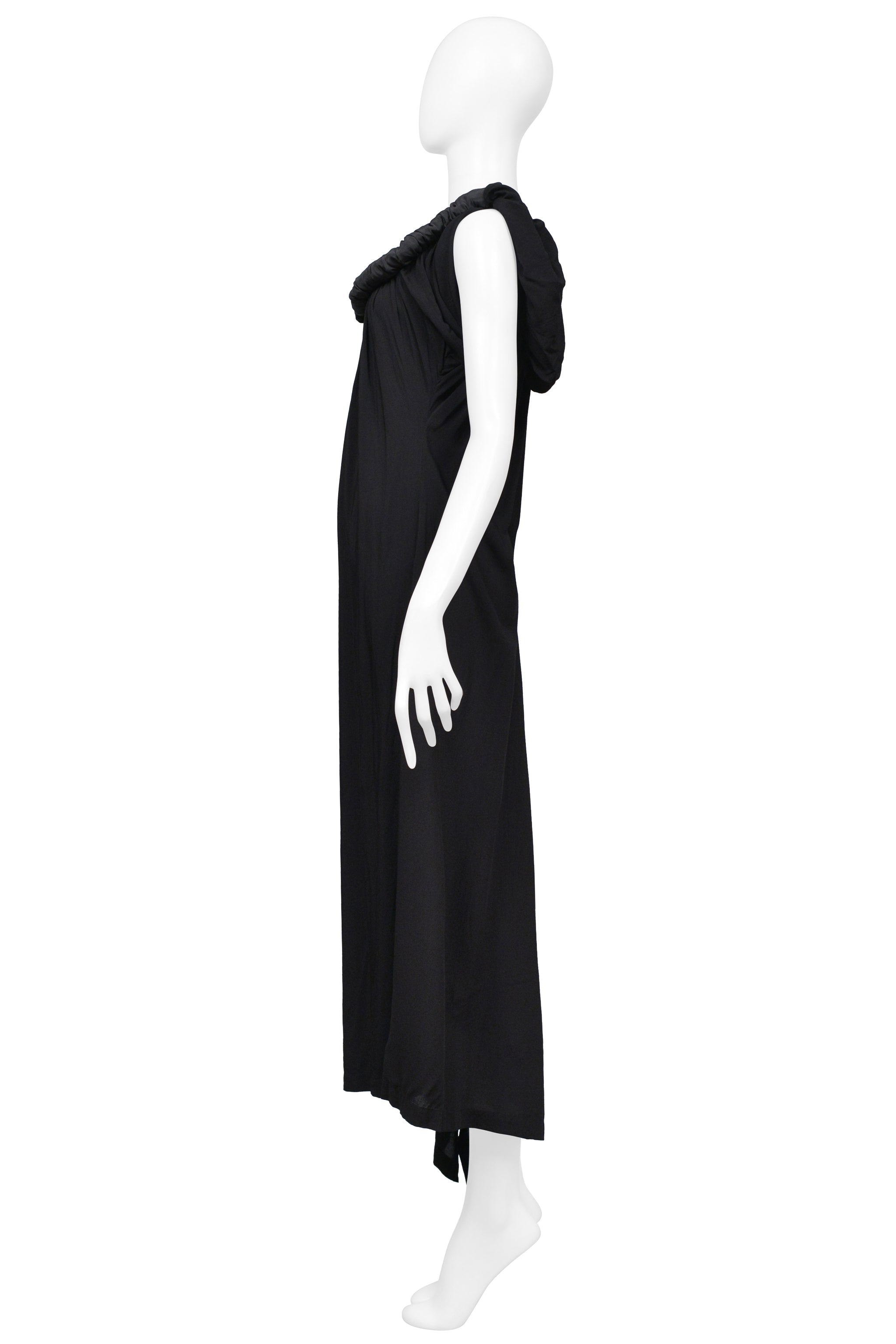 YOHJI YAMAMOTO BLACK SHORT SLEEVE DRESS WITH NECKLINE DETAIL