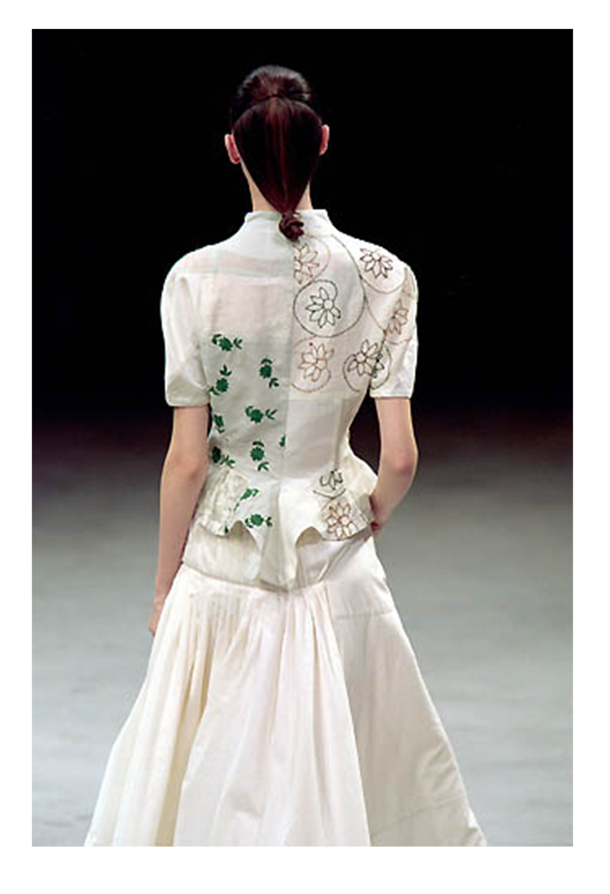 YOHJI YAMAMOTO OFF WHITE ASYMMETRICAL PADDED BALL SKIRT 2000