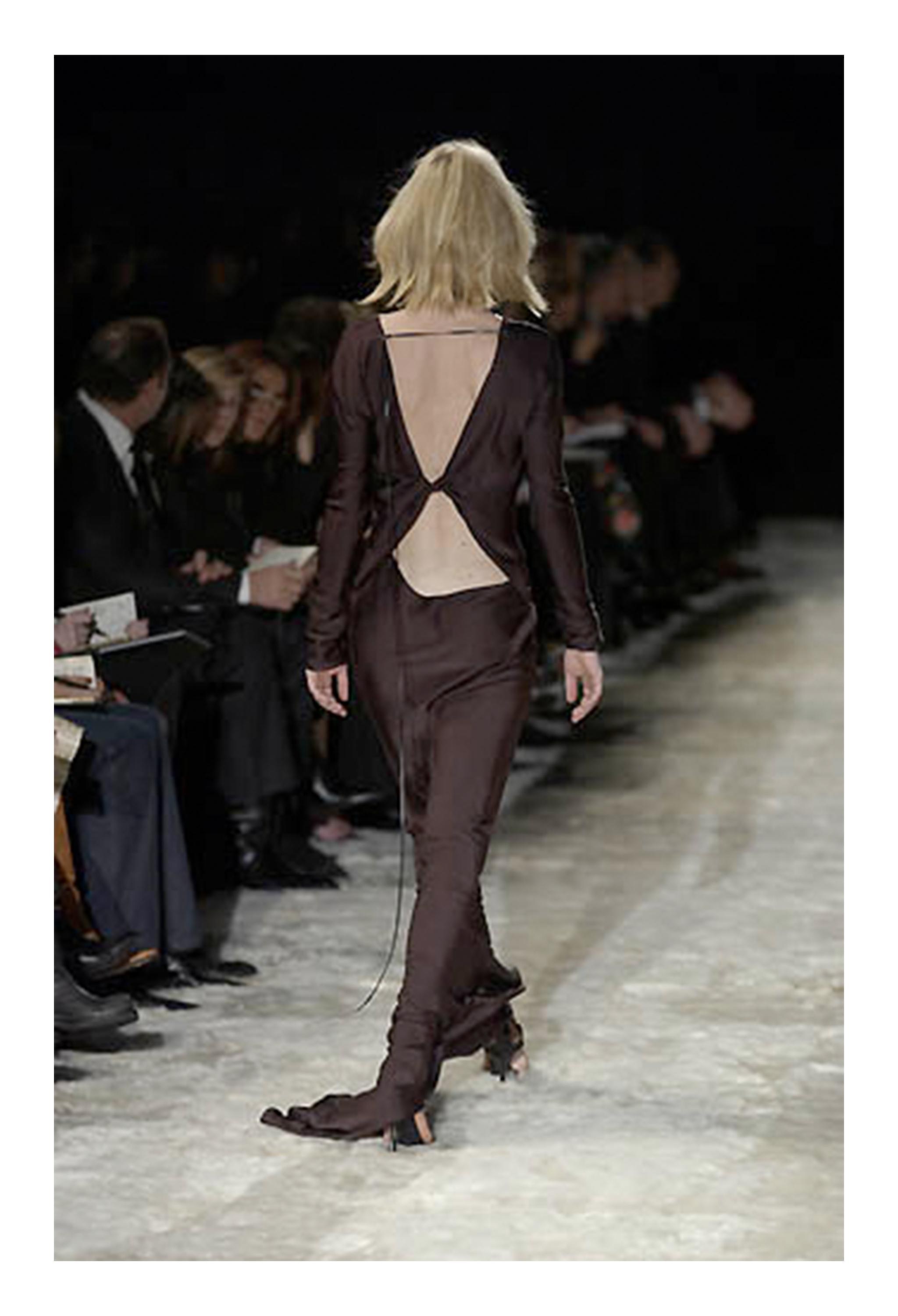 GUCCI BY TOM FORD ICONIC GOTHIC GOWN 2002