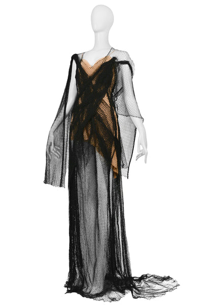 MARGIELA_FISHNET_GOWN_SD_1_gra MARGIELA_FISHNET_GOWN_SD_1_gra