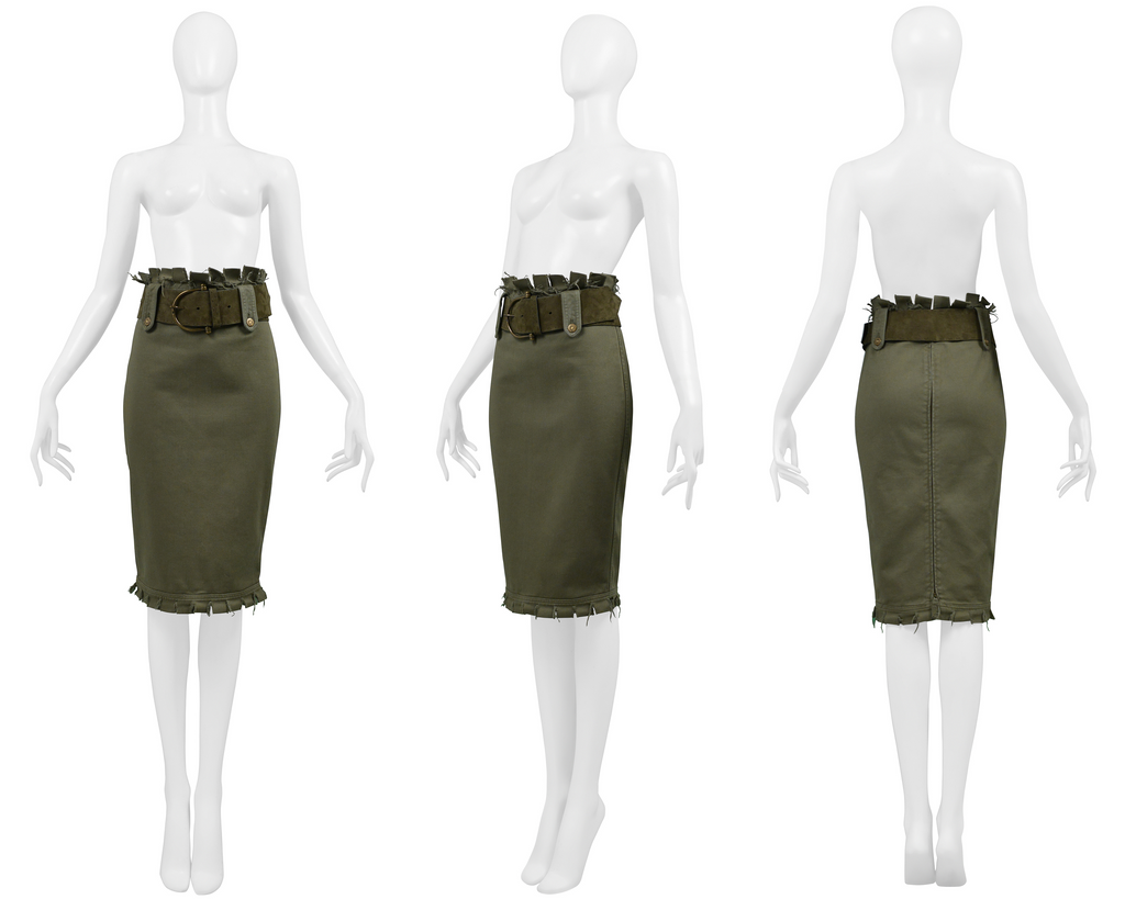 Green pencil hotsell skirt 3d