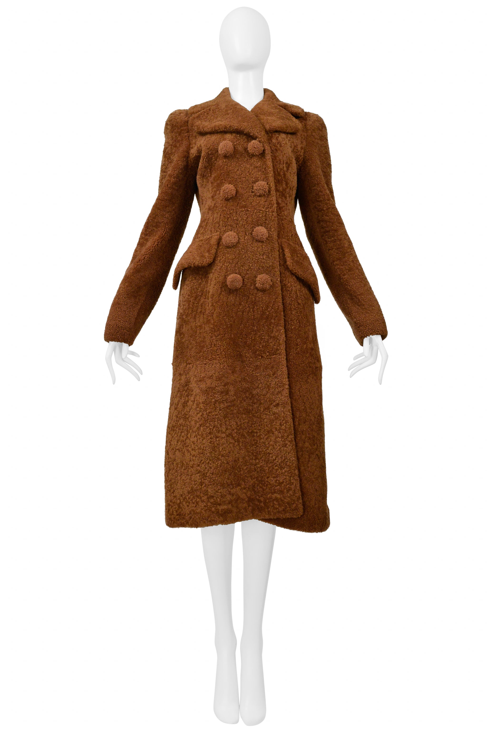 BOTTEGA VENETA BY TOMAS MAIER BROWN TEDDY BEAR COAT 2017