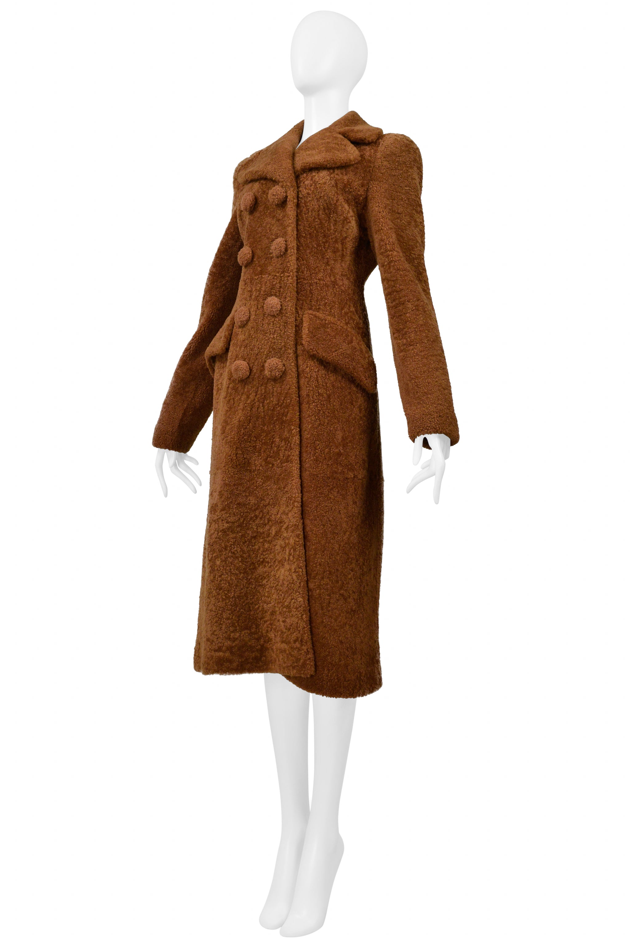 BOTTEGA VENETA BY TOMAS MAIER BROWN TEDDY BEAR COAT 2017