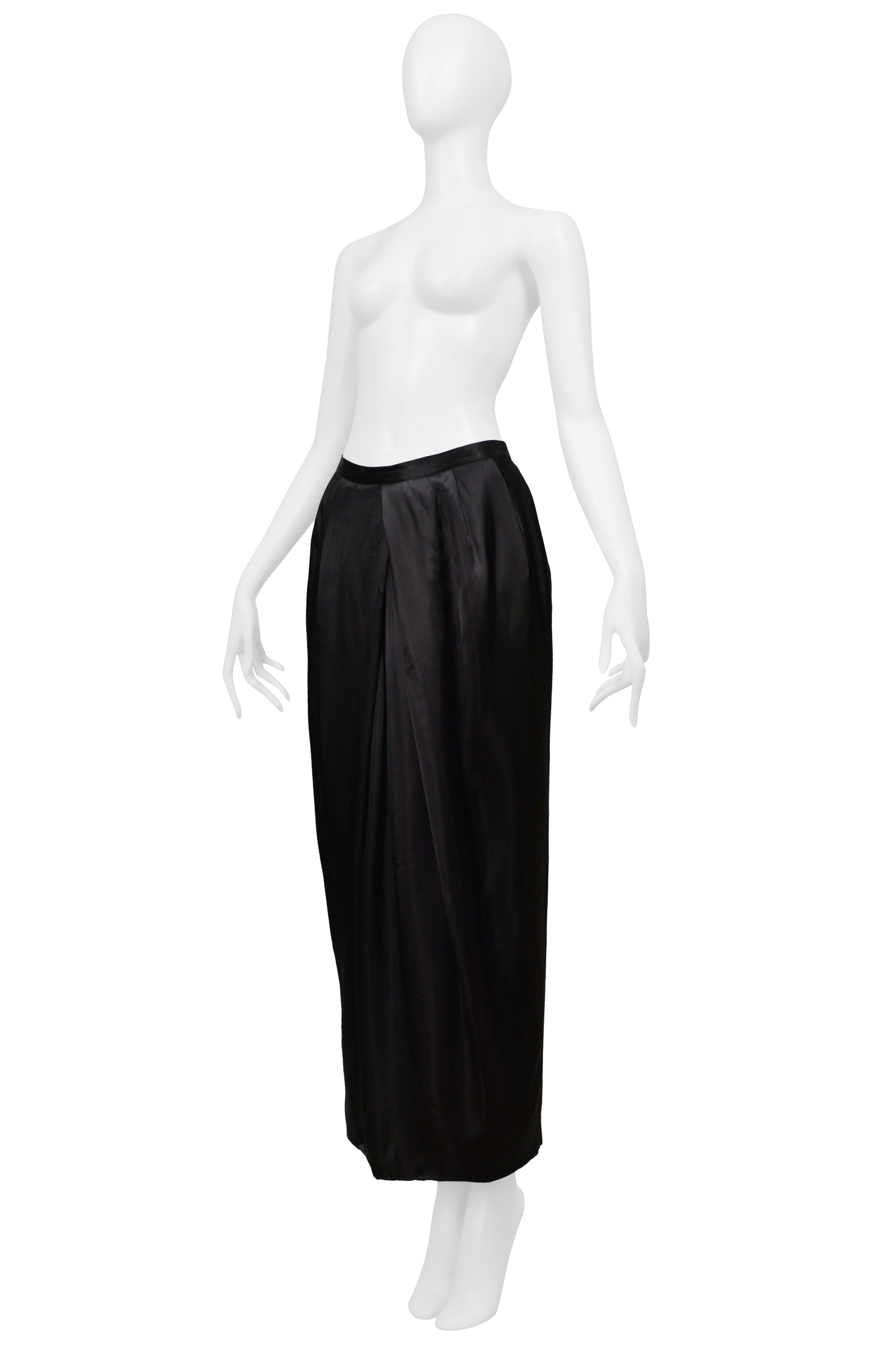 COMME DES GARCONS BLACK SATIN EGG SKIRT