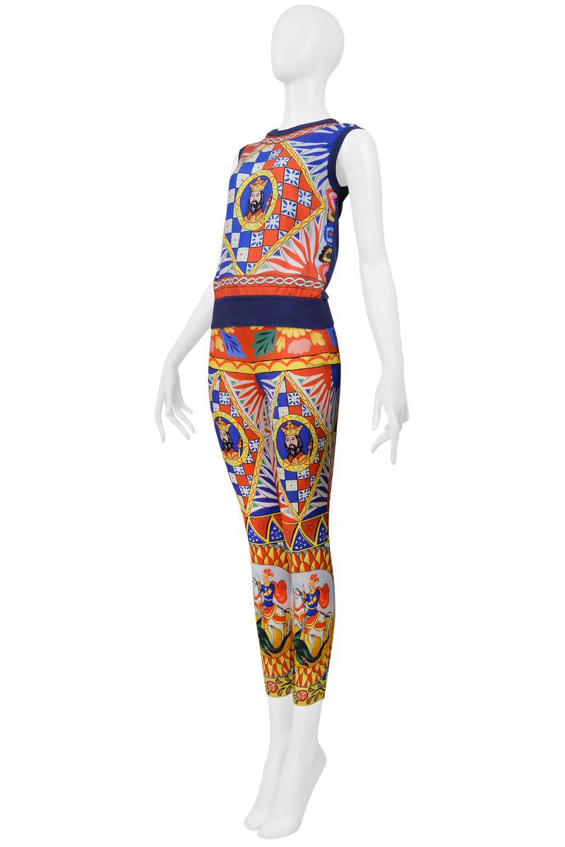 DOLCE & GABBANA KING & CARRETTO KING & QUEEN PRINT ENSEMBLE TOP AND PANTS