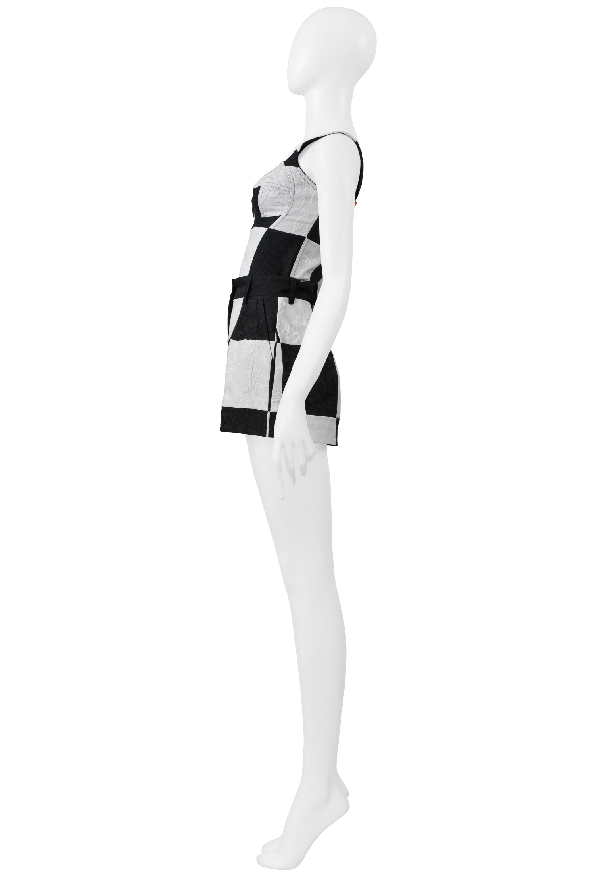 DOLCE AND GABBANA BLACK & WHITE OP ART BUSTIER AND SHORTS ENSEMBLE