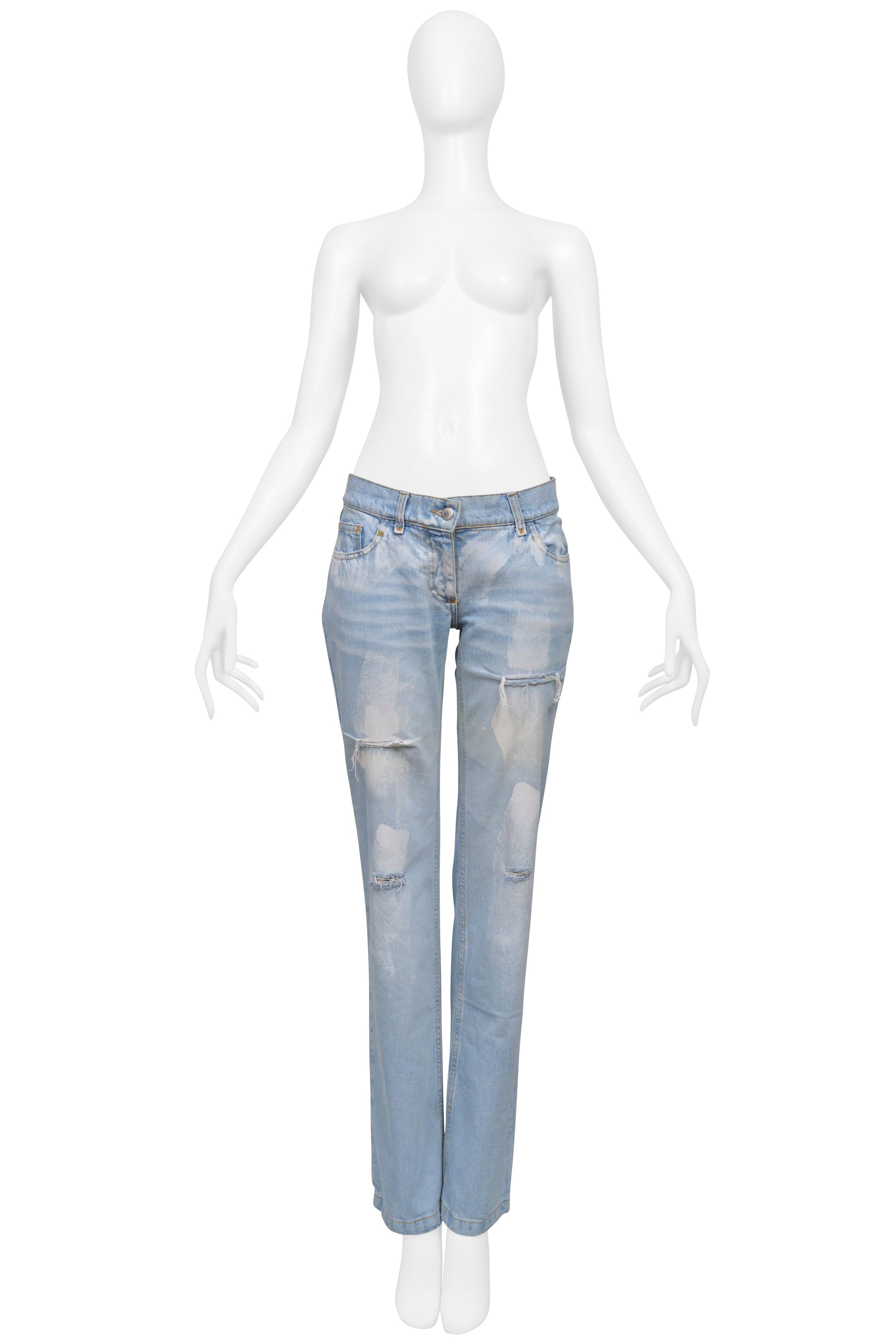 DOLCE & GABBANA DISTRESSED LIGHT BLUE DENIM JEANS W WHITE PAINT MARKS