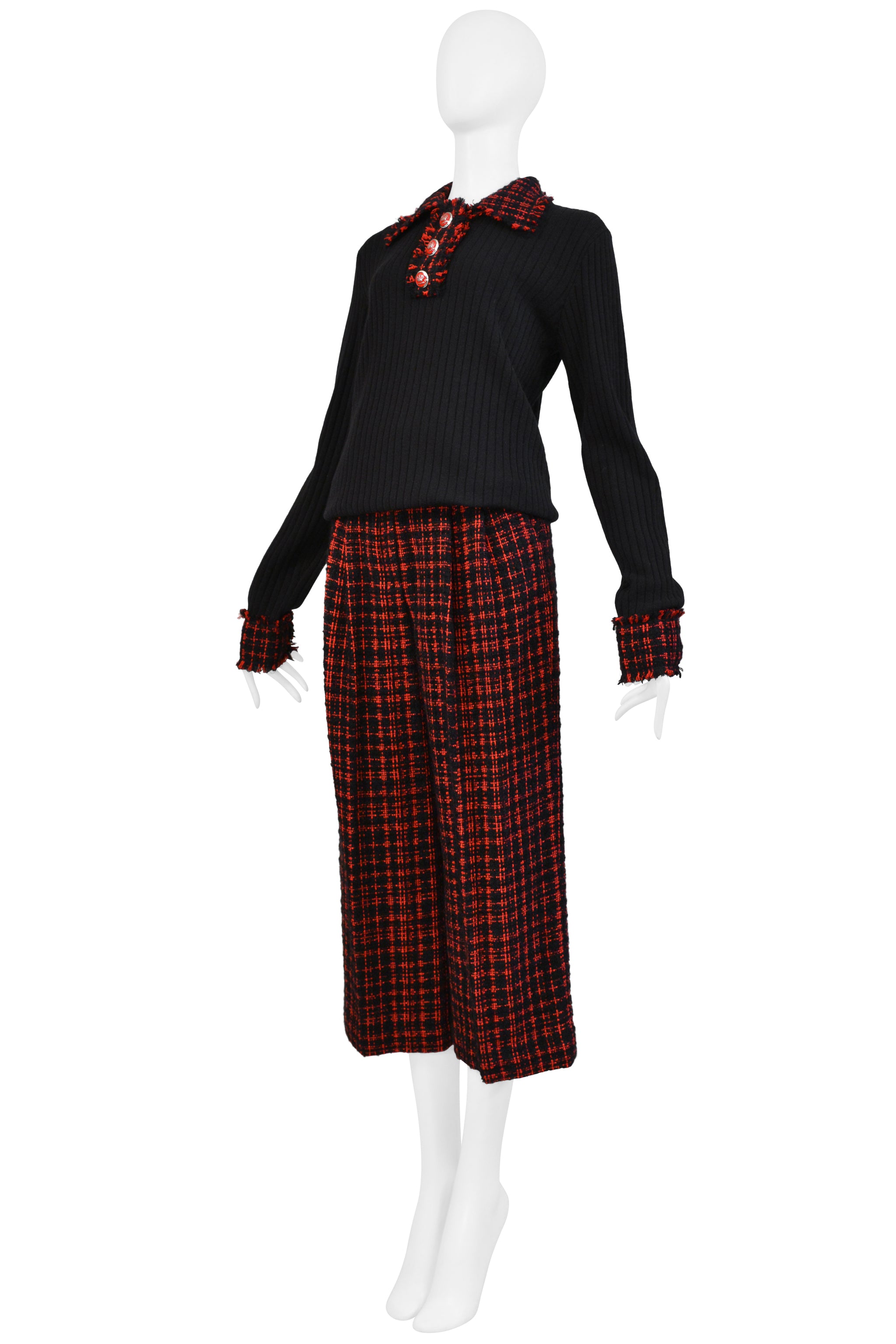 DOLCE & GABBANA D&G BLACK RIBBED SWEATER AND PLAID PANTS