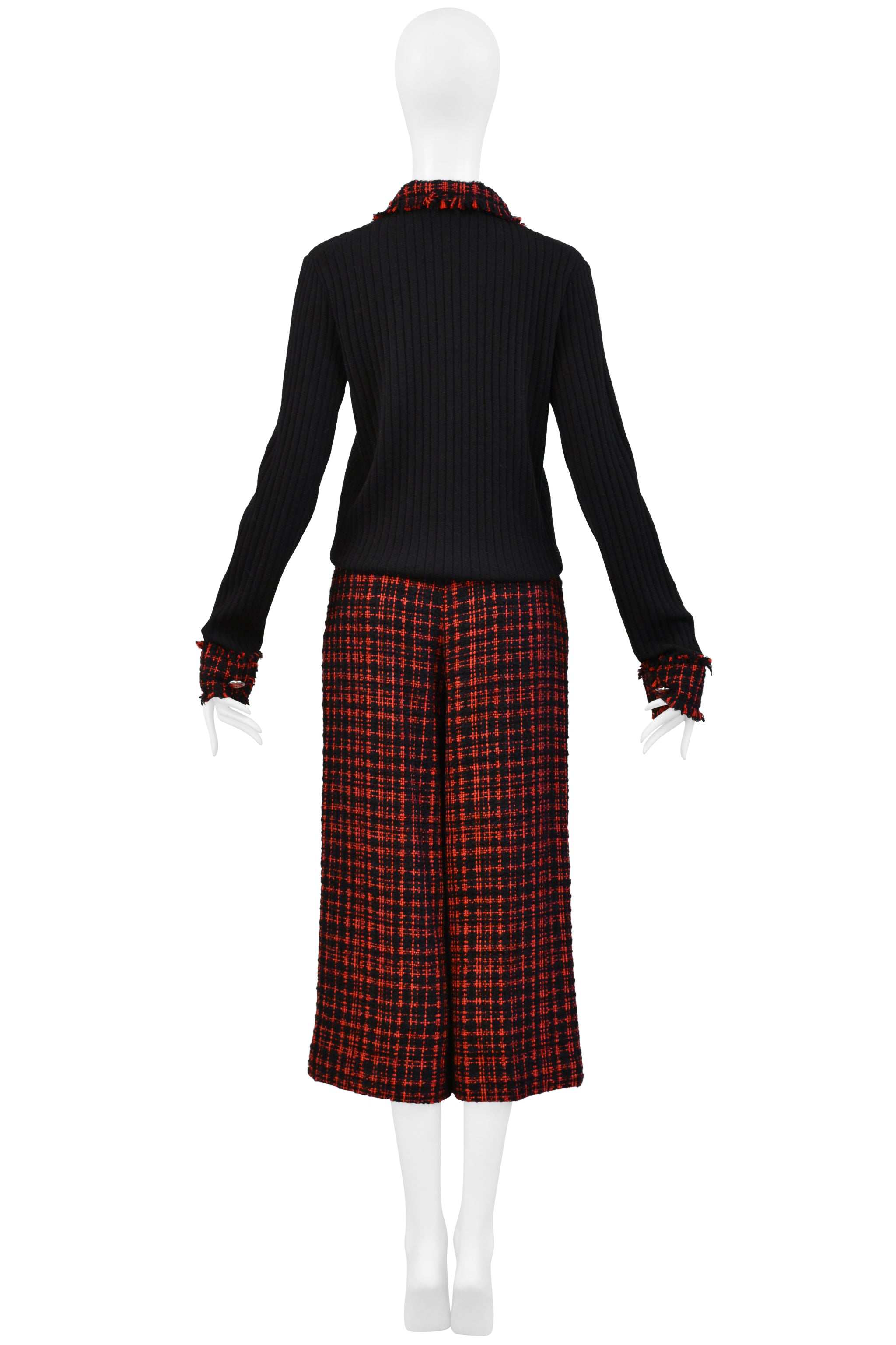 DOLCE & GABBANA D&G BLACK RIBBED SWEATER AND PLAID PANTS