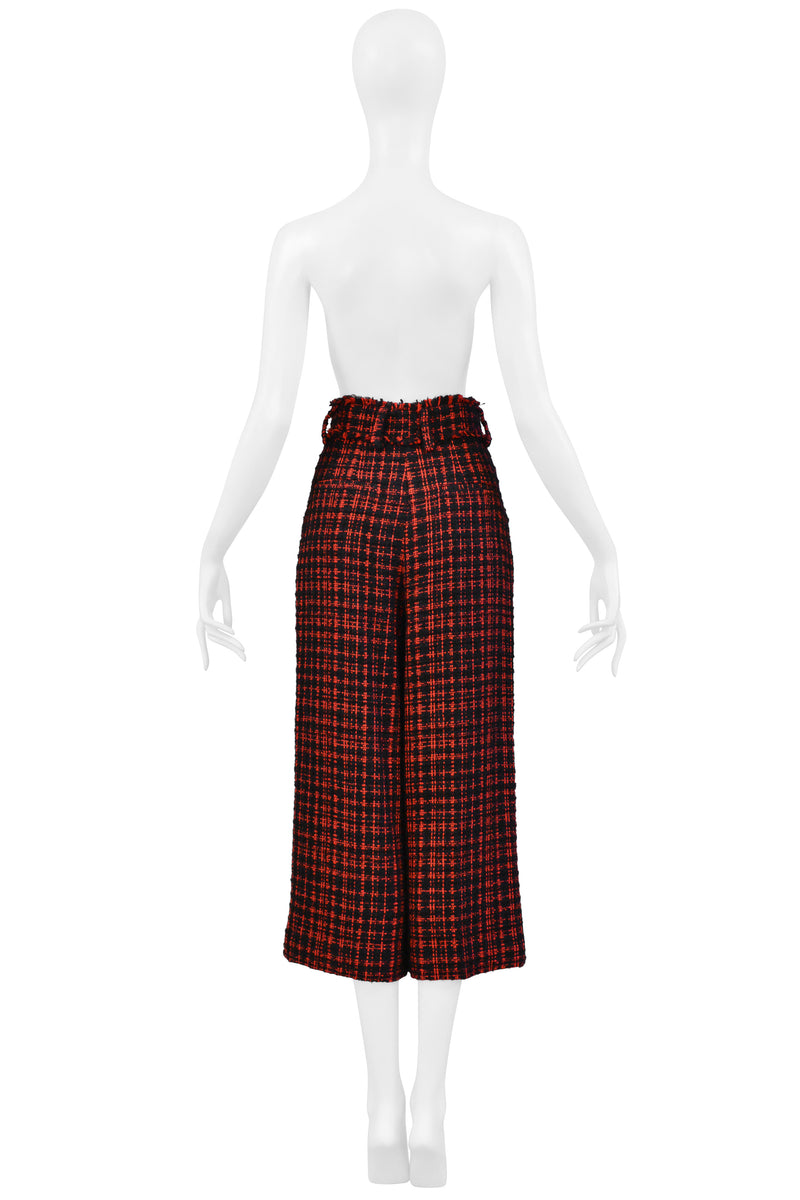 DOLCE & GABBANA D&G BLACK RIBBED SWEATER AND PLAID PANTS