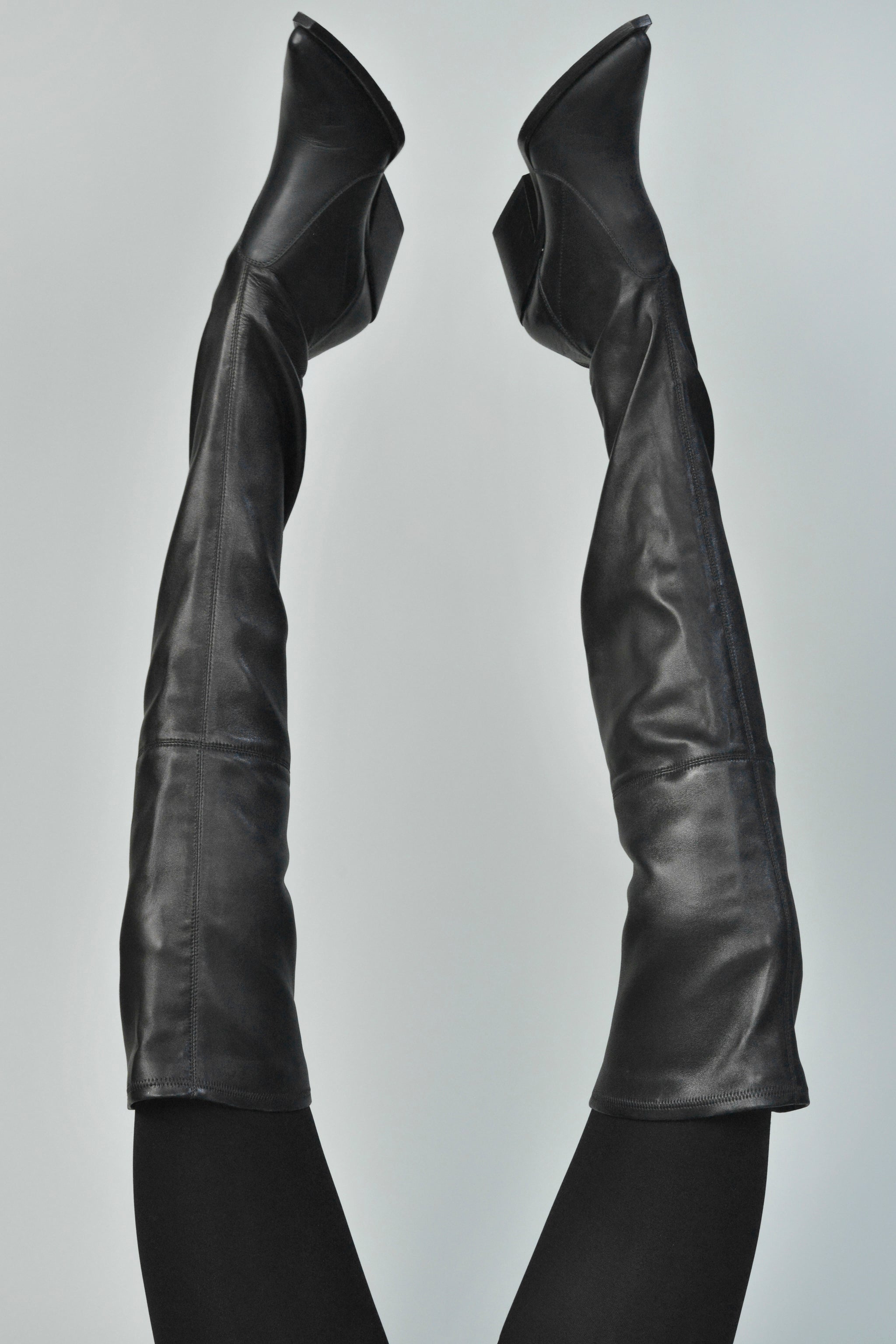GIVENCHY BLACK LEATHER THIGH HIGH WESTERN BOOT