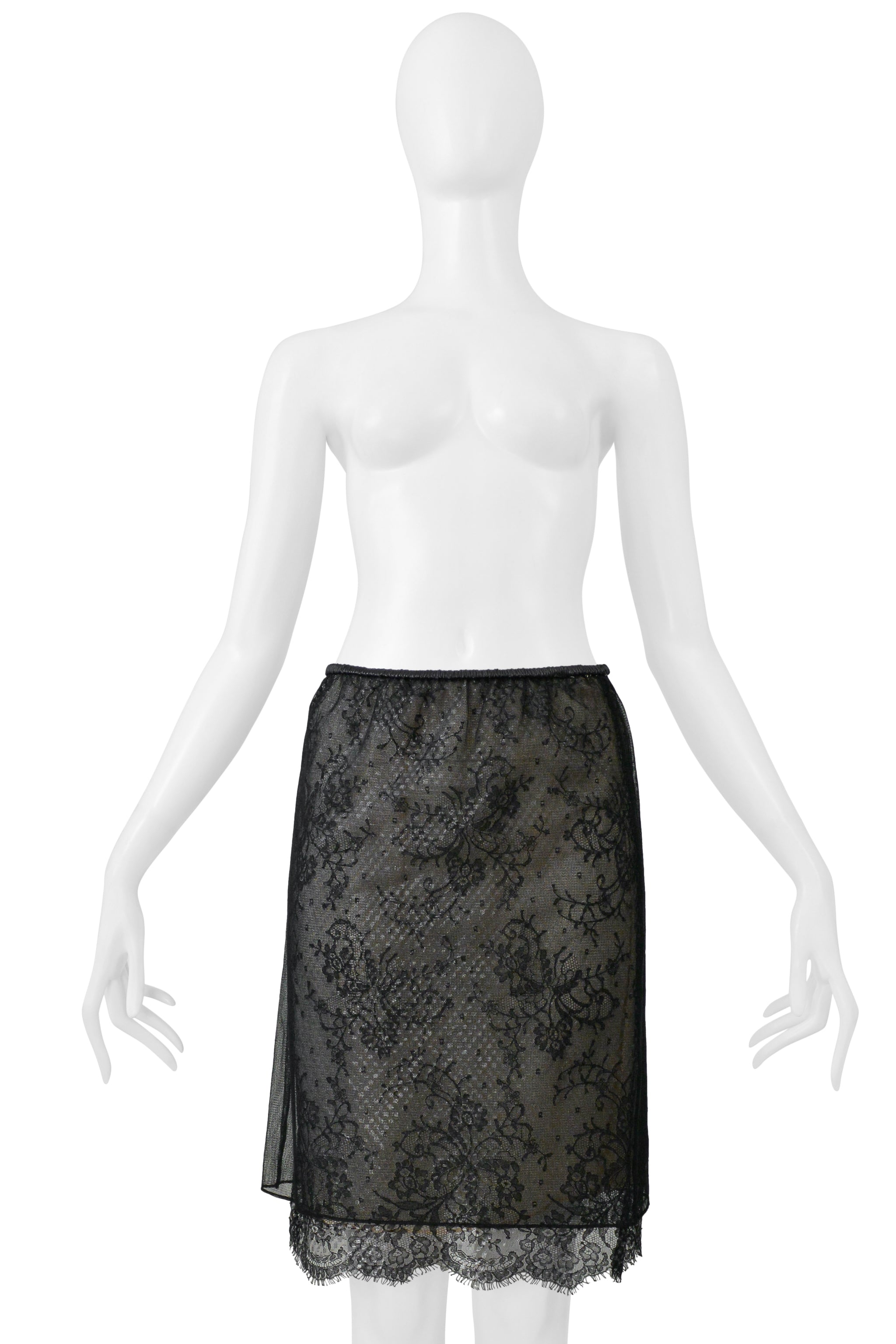 GUCCI BY TOM FORD BLACK LACE SKIRT WITH LEATHER WAISTBAND 1999