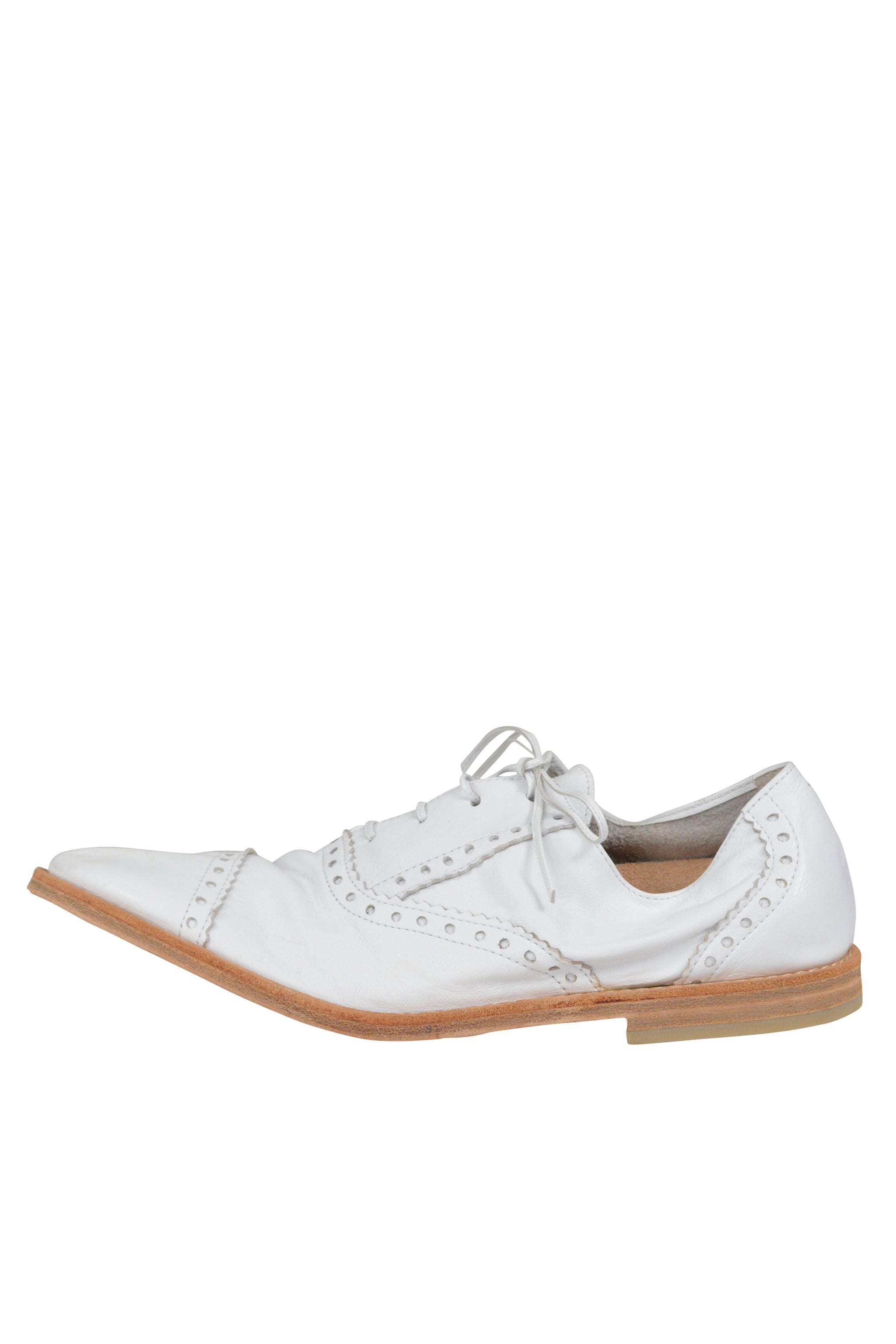 JUNYA WATANABE WHITE PERFORATED LEATHER BROGUE SHOES 2003