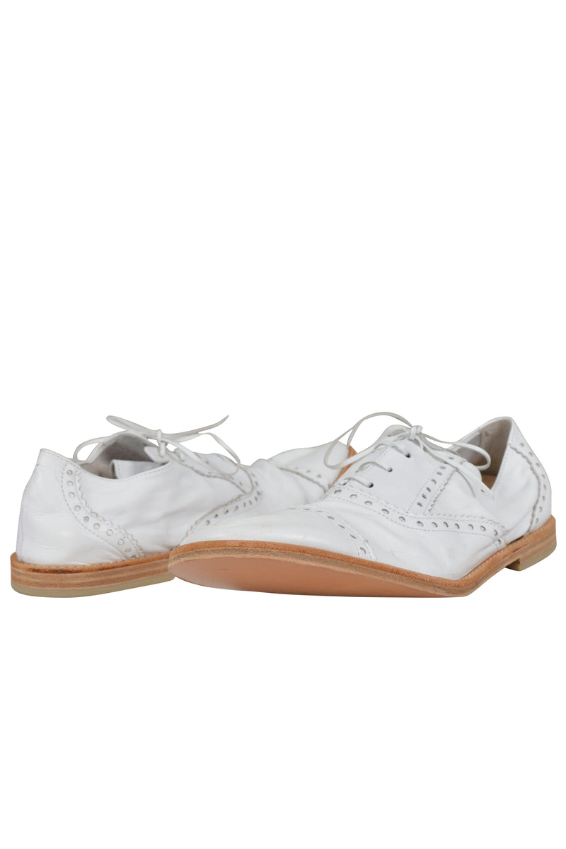 JUNYA WATANABE WHITE PERFORATED LEATHER BROGUE SHOES 2003