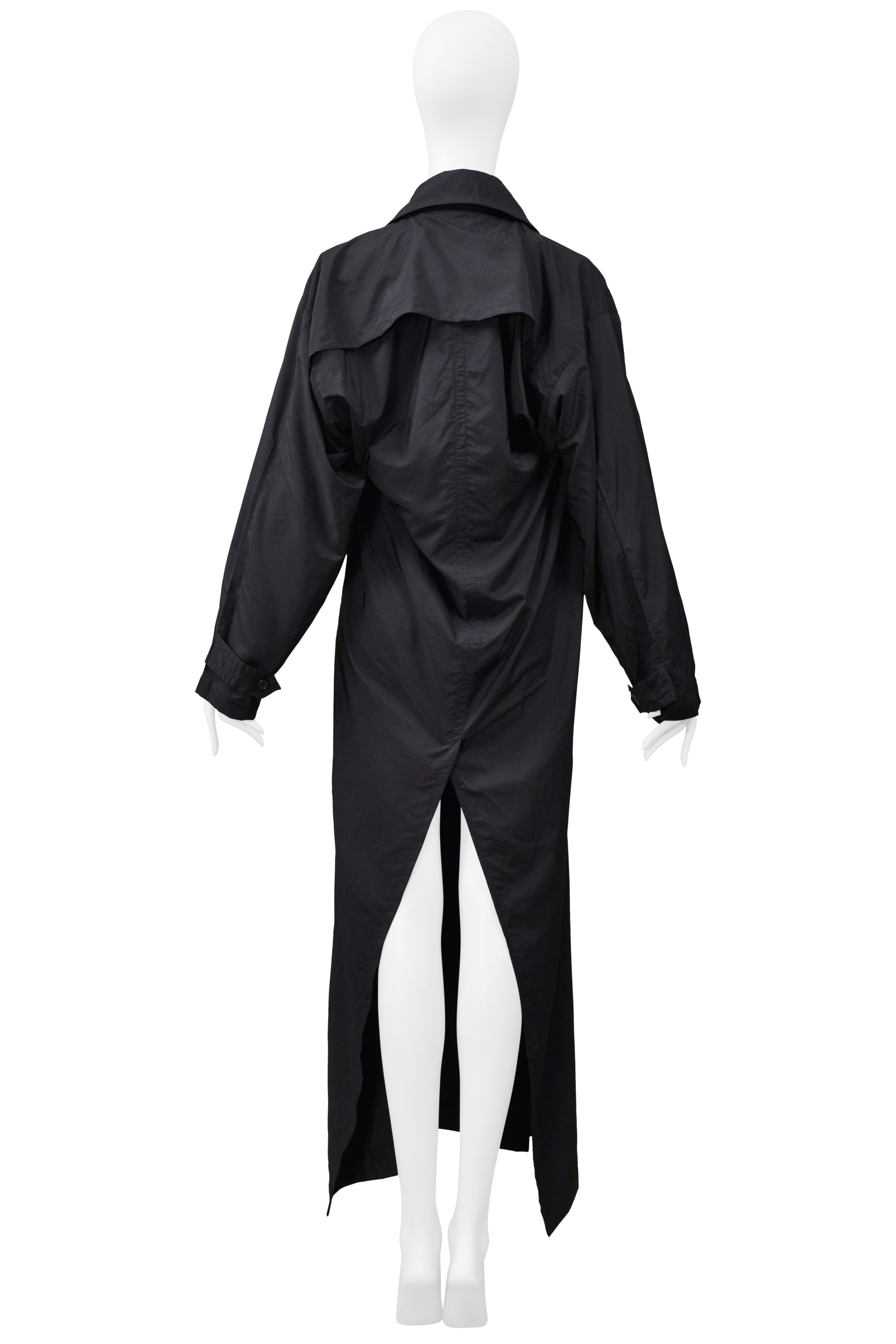 MAISON MARTIN MARGIELA BLACK SHINY RAINCOAT WITH BACK SLIT 2000